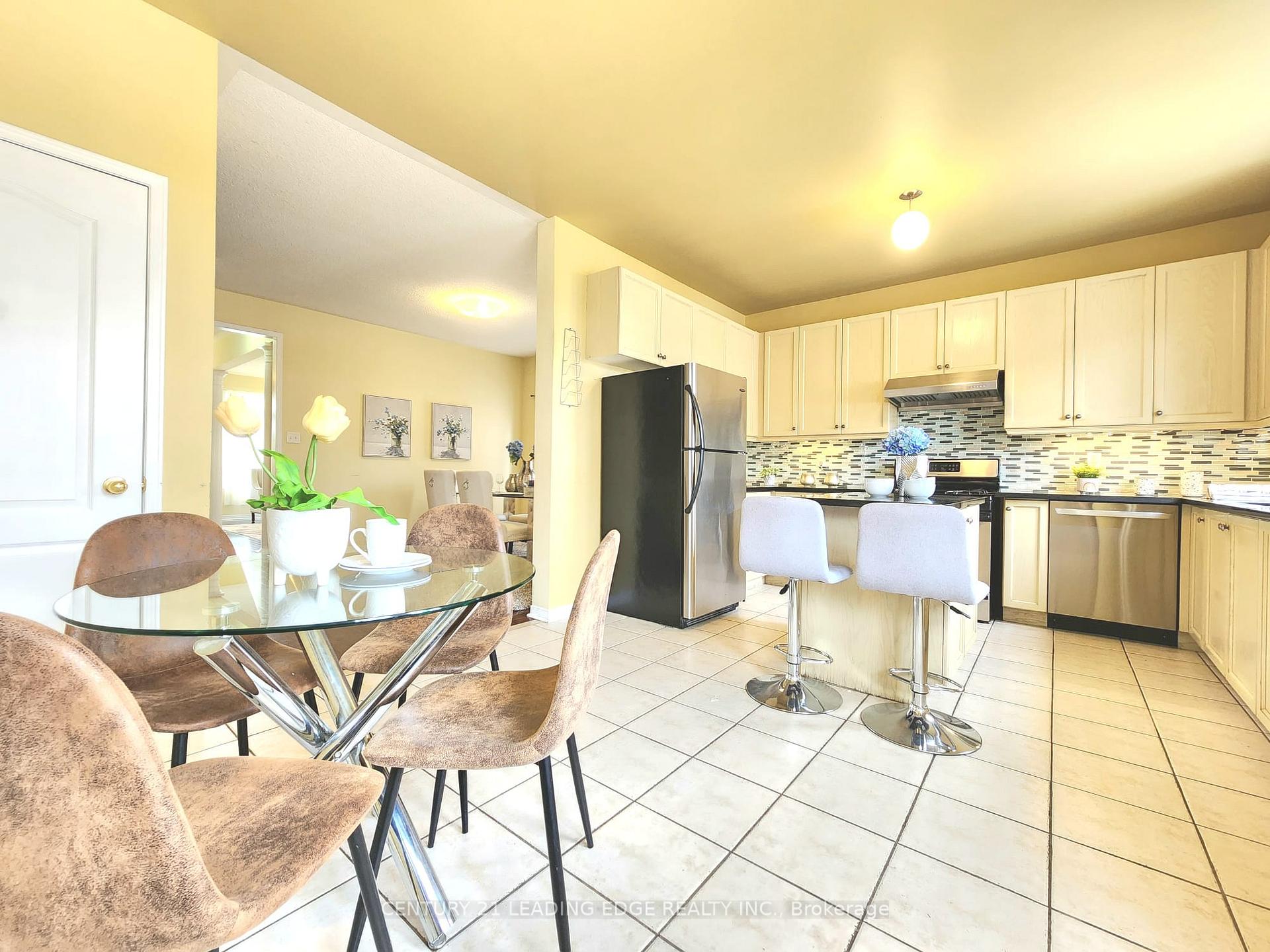 Photo 14 of 51 Yale Lane, Markham, Cornell — HOMEH