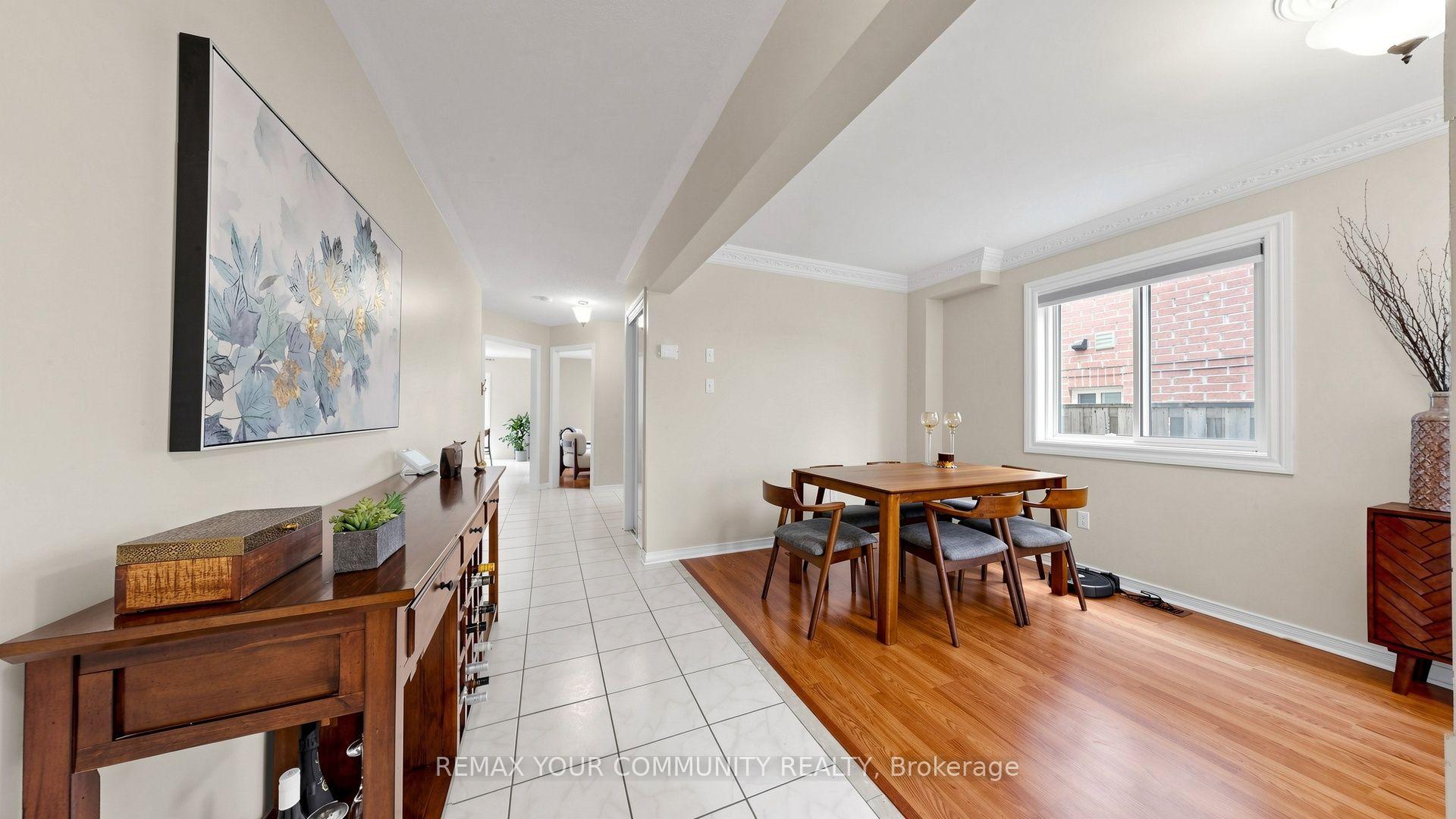 Photo 10 of 79 Red River Crescent, Newmarket, Woodland Hill — HOMEH