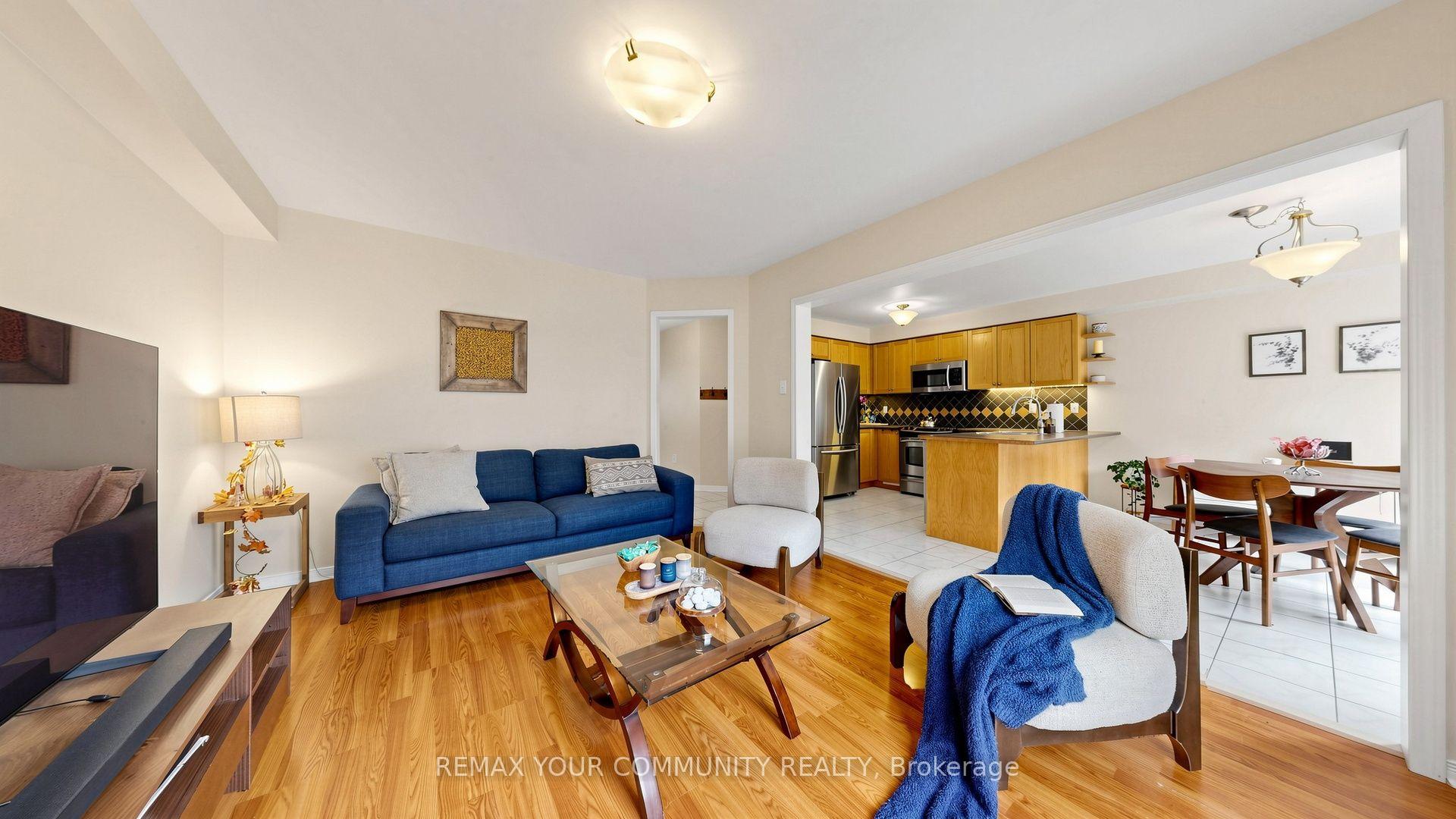 Photo 11 of 79 Red River Crescent, Newmarket, Woodland Hill — HOMEH