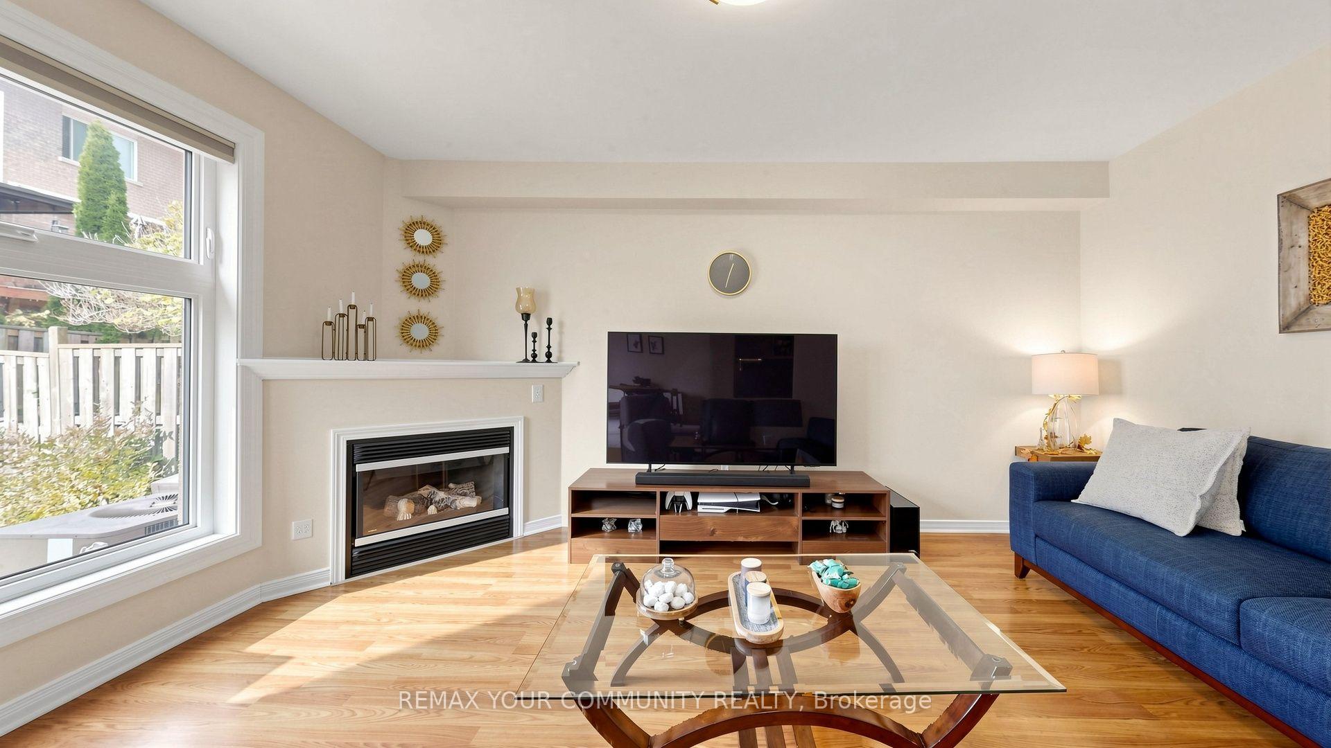 Photo 13 of 79 Red River Crescent, Newmarket, Woodland Hill — HOMEH
