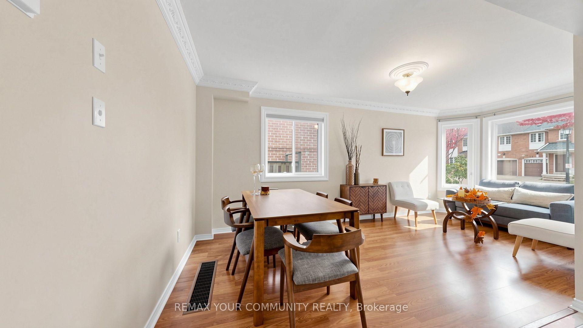 Photo 16 of 79 Red River Crescent, Newmarket, Woodland Hill — HOMEH