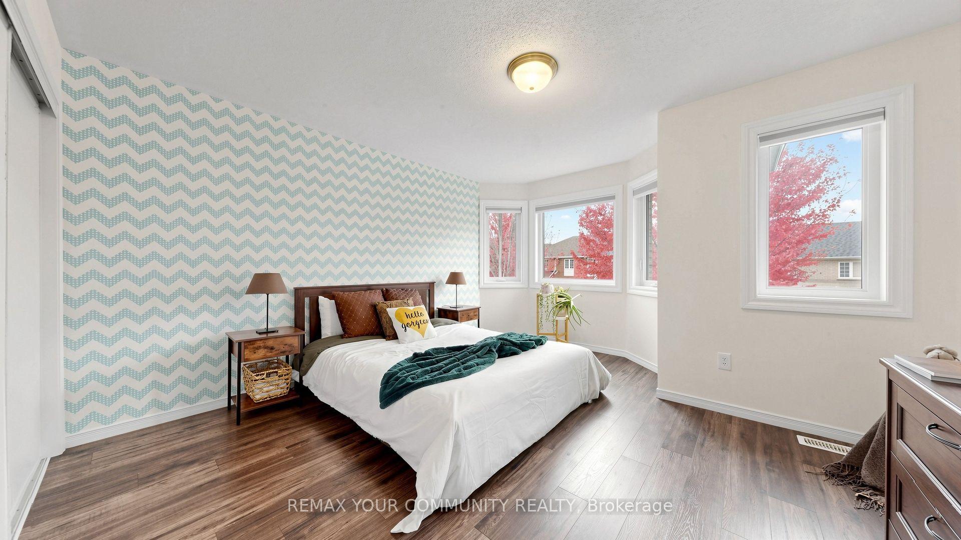 Photo 28 of 79 Red River Crescent, Newmarket, Woodland Hill — HOMEH