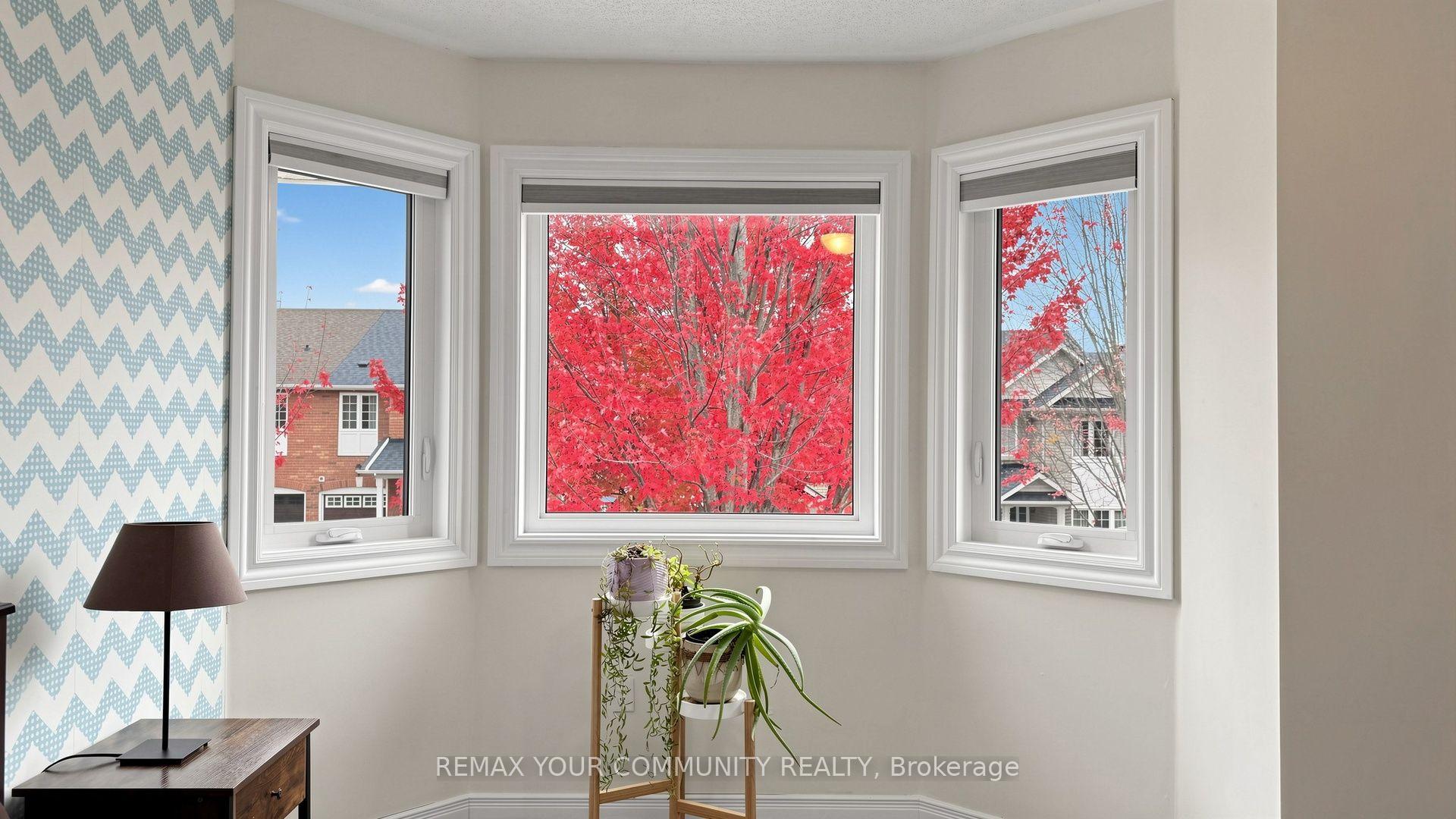 Photo 29 of 79 Red River Crescent, Newmarket, Woodland Hill — HOMEH