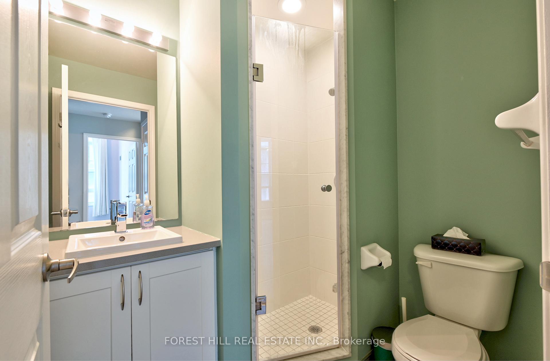 Photo 4 of Unit 306, 19 Grand Trunk Crescent, Toronto, Waterfront Communities — HOMEH