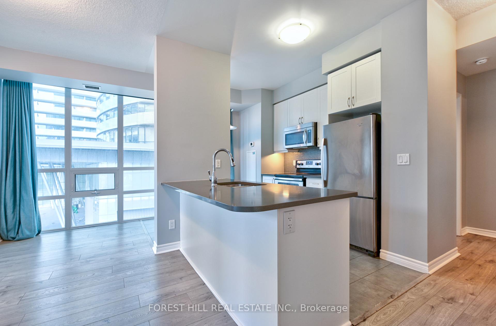 Photo 8 of Unit 306, 19 Grand Trunk Crescent, Toronto, Waterfront Communities — HOMEH