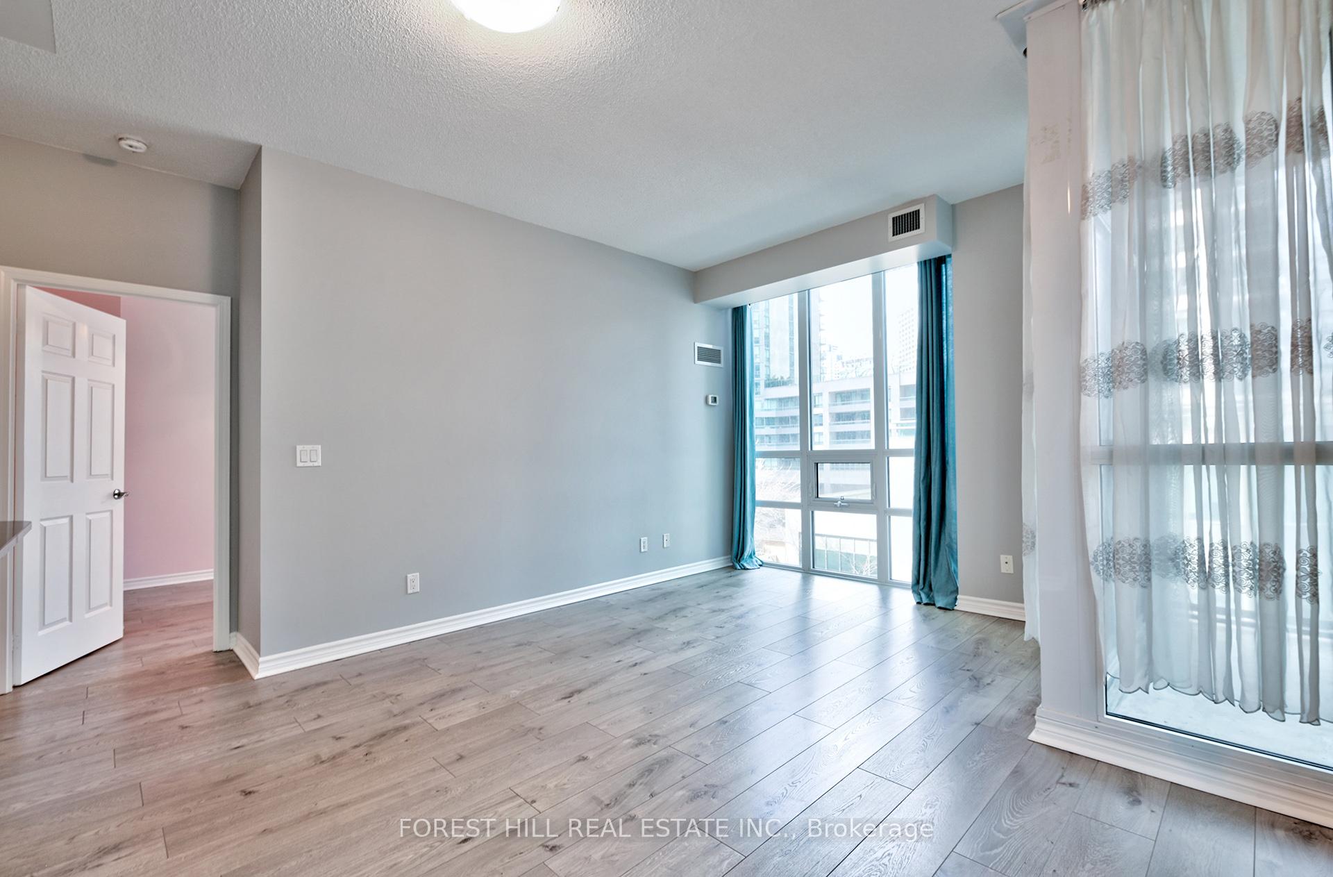 Photo 13 of Unit 306, 19 Grand Trunk Crescent, Toronto, Waterfront Communities — HOMEH