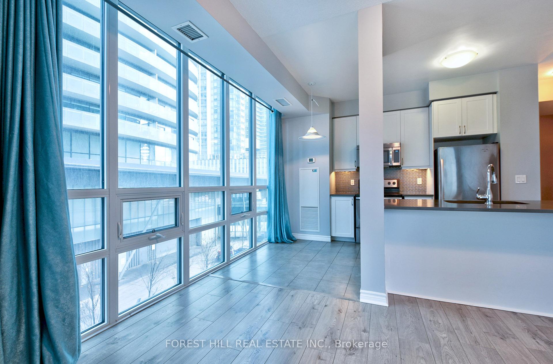 Photo 15 of Unit 306, 19 Grand Trunk Crescent, Toronto, Waterfront Communities — HOMEH