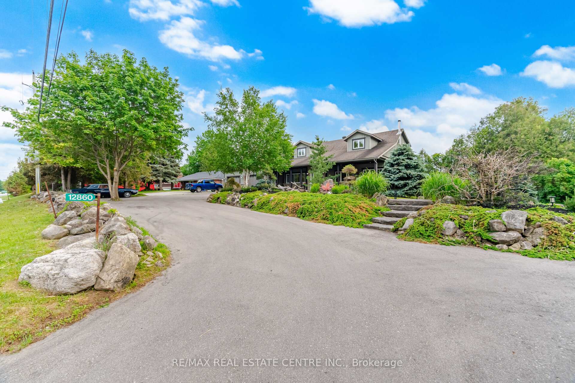 Photo 2 of 12860 Regional Rd 25, Halton Hills, Rural Halton Hills — HOMEH