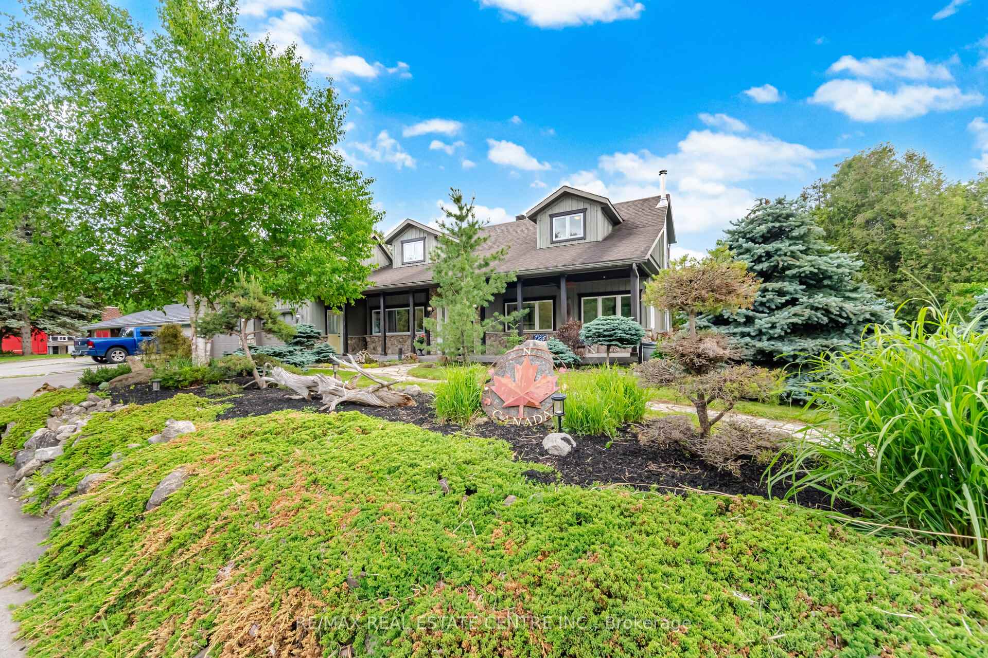 Photo 3 of 12860 Regional Rd 25, Halton Hills, Rural Halton Hills — HOMEH