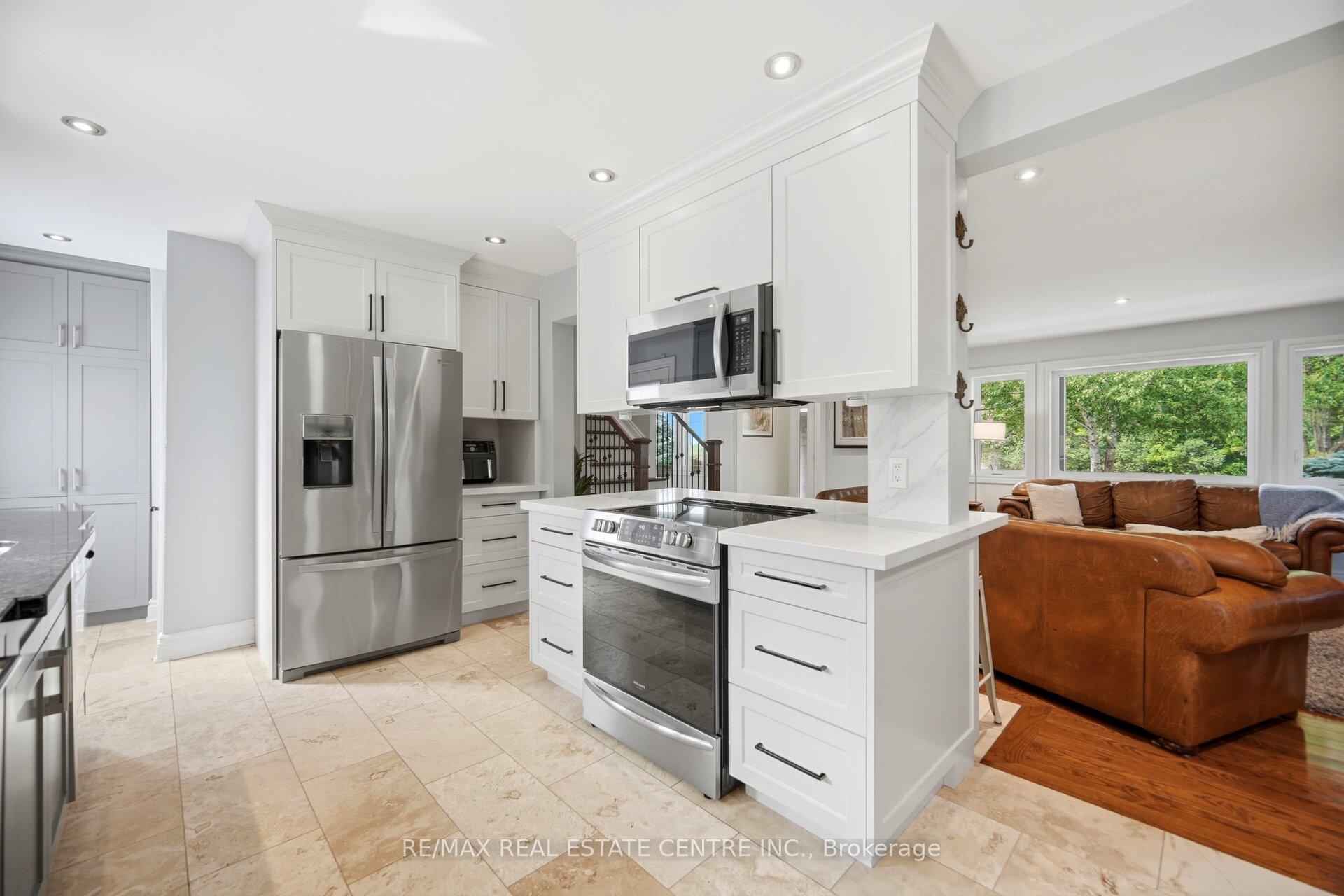 Photo 15 of 12860 Regional Rd 25, Halton Hills, Rural Halton Hills — HOMEH