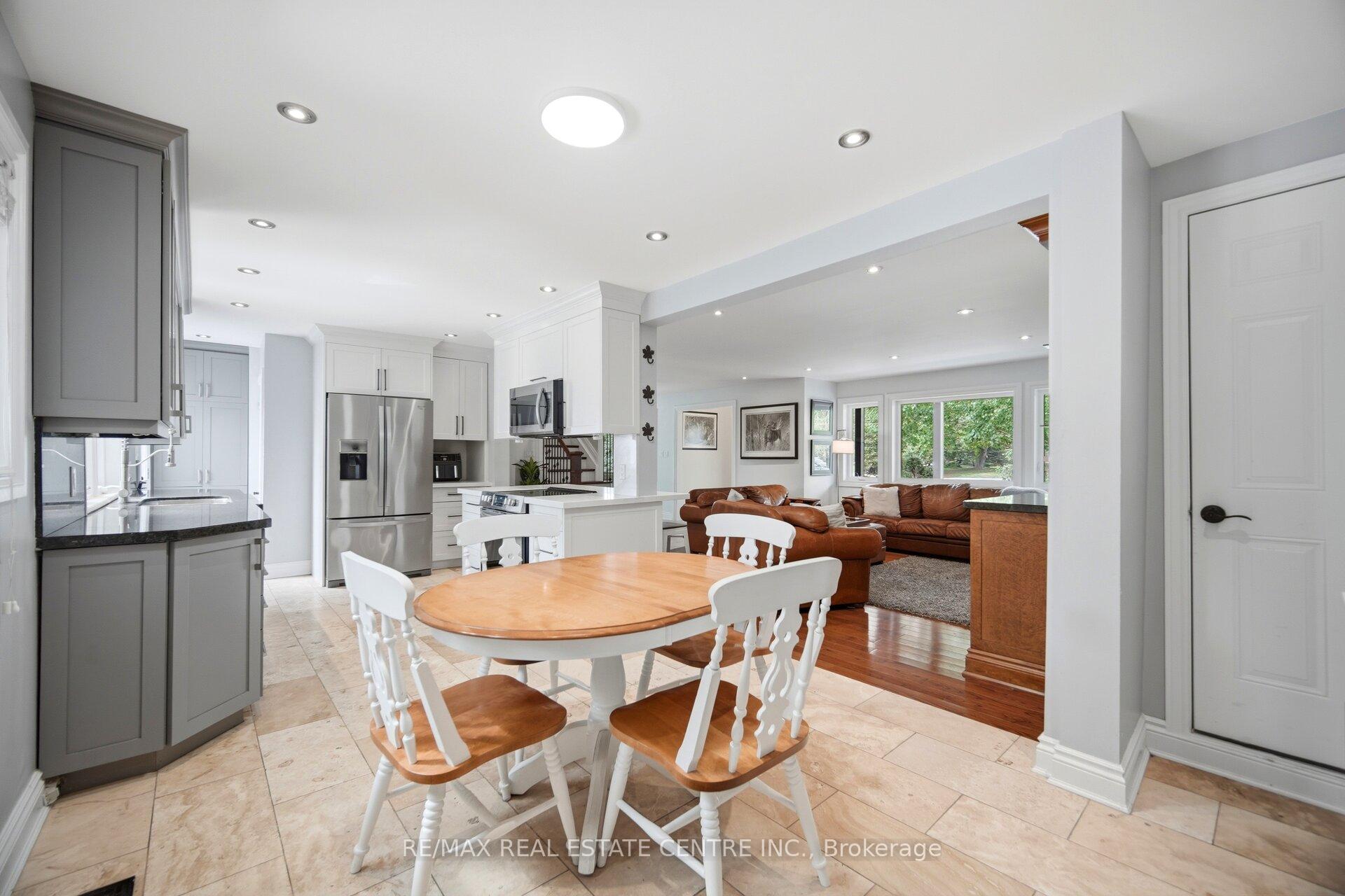 Photo 16 of 12860 Regional Rd 25, Halton Hills, Rural Halton Hills — HOMEH