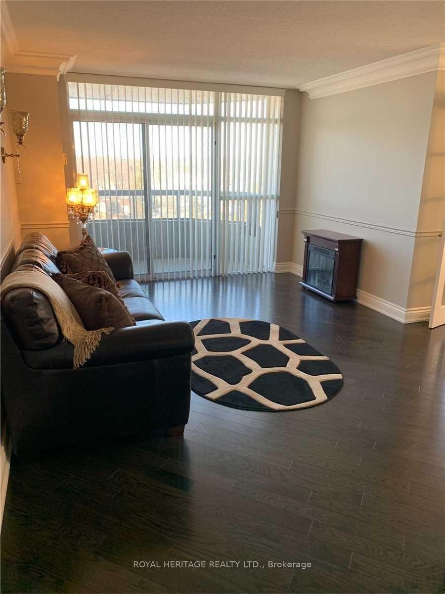 Photo 12 of Unit 805, 1000 The Esplanade N, Pickering, Town Centre — HOMEH
