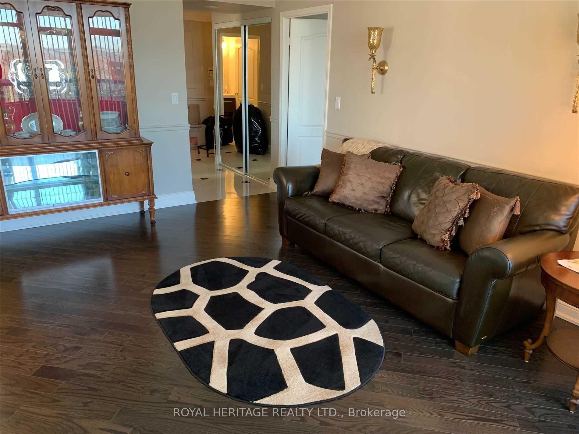 Photo 13 of Unit 805, 1000 The Esplanade N, Pickering, Town Centre — HOMEH