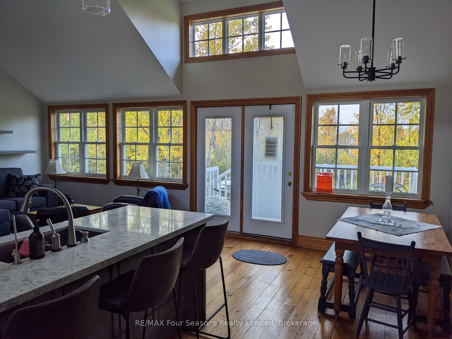Photo of 103 Robertson Avenue
