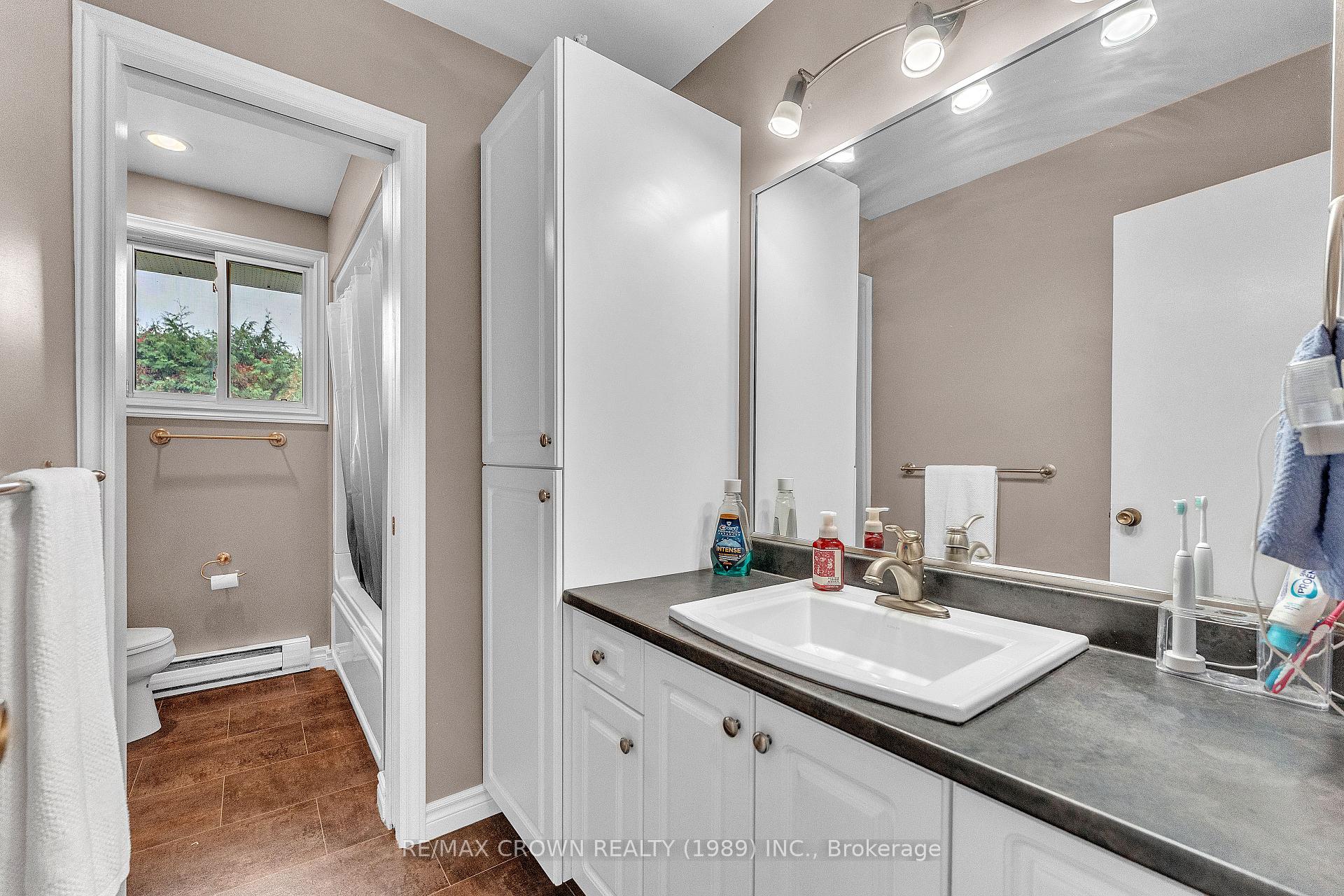 Photo 15 of 19 Knox Court, North Bay, Ferris — HOMEH