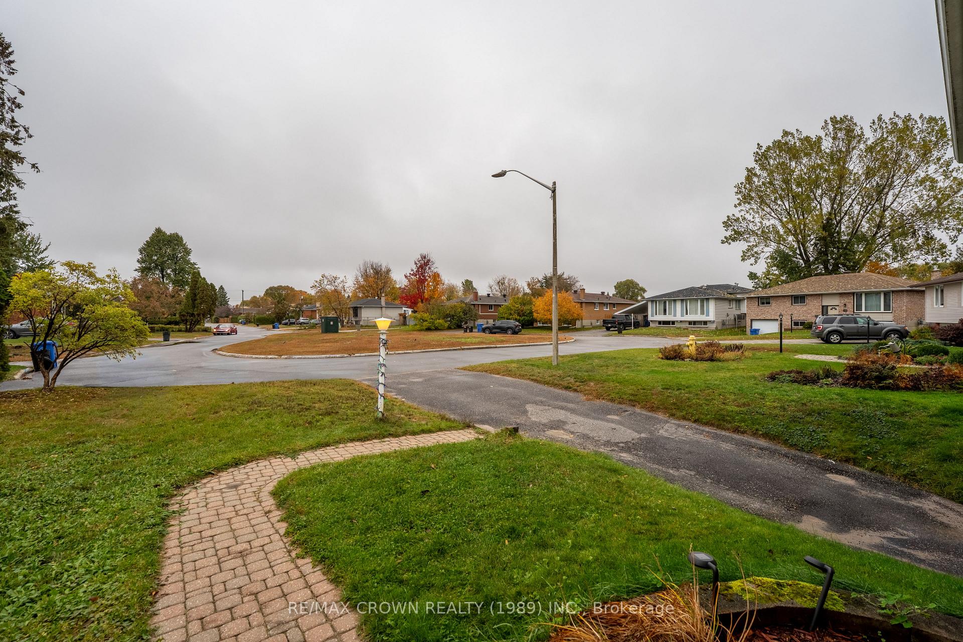 Photo 33 of 19 Knox Court, North Bay, Ferris — HOMEH