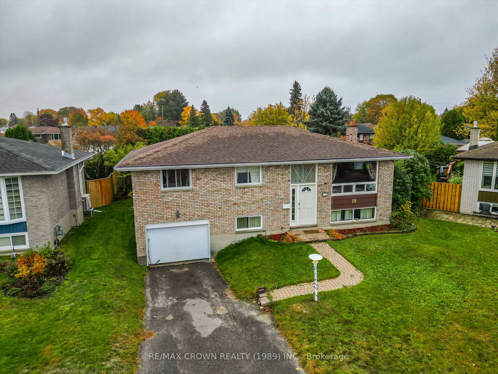 Photo 35 of 19 Knox Court, North Bay, Ferris — HOMEH
