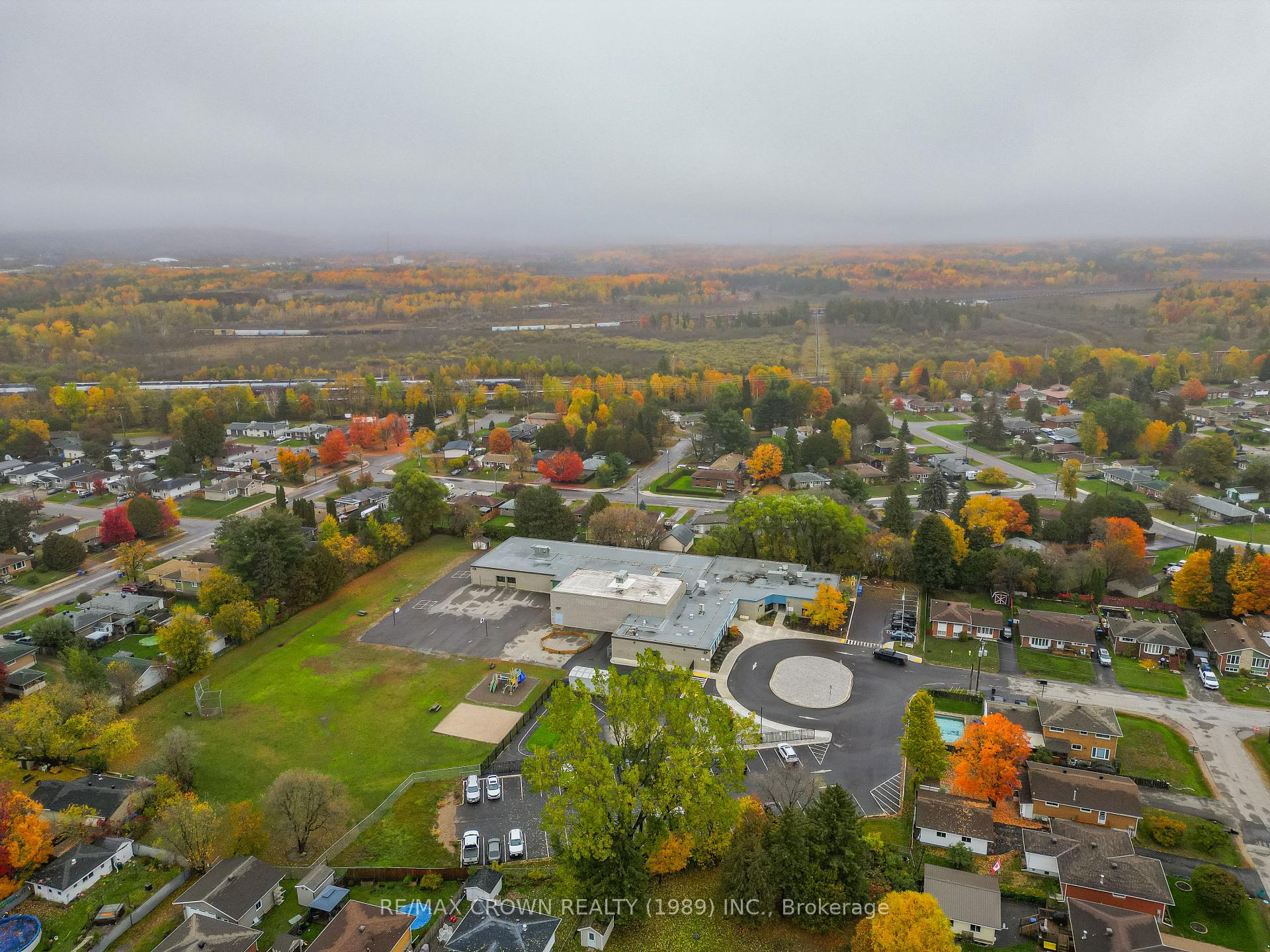Photo 43 of 19 Knox Court, North Bay, Ferris — HOMEH