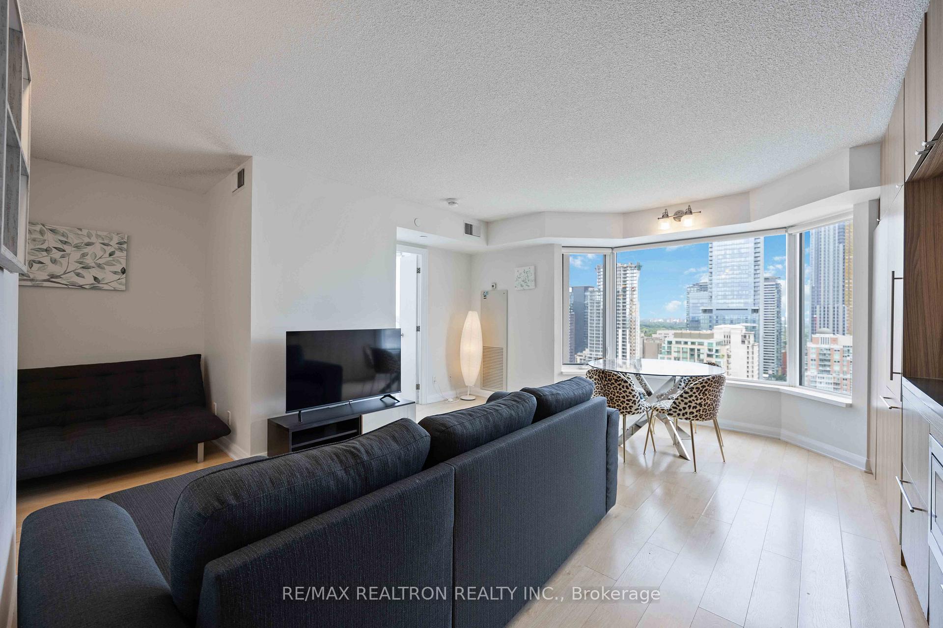 Photo of Unit 2604, 155 Yorkville Avenue
