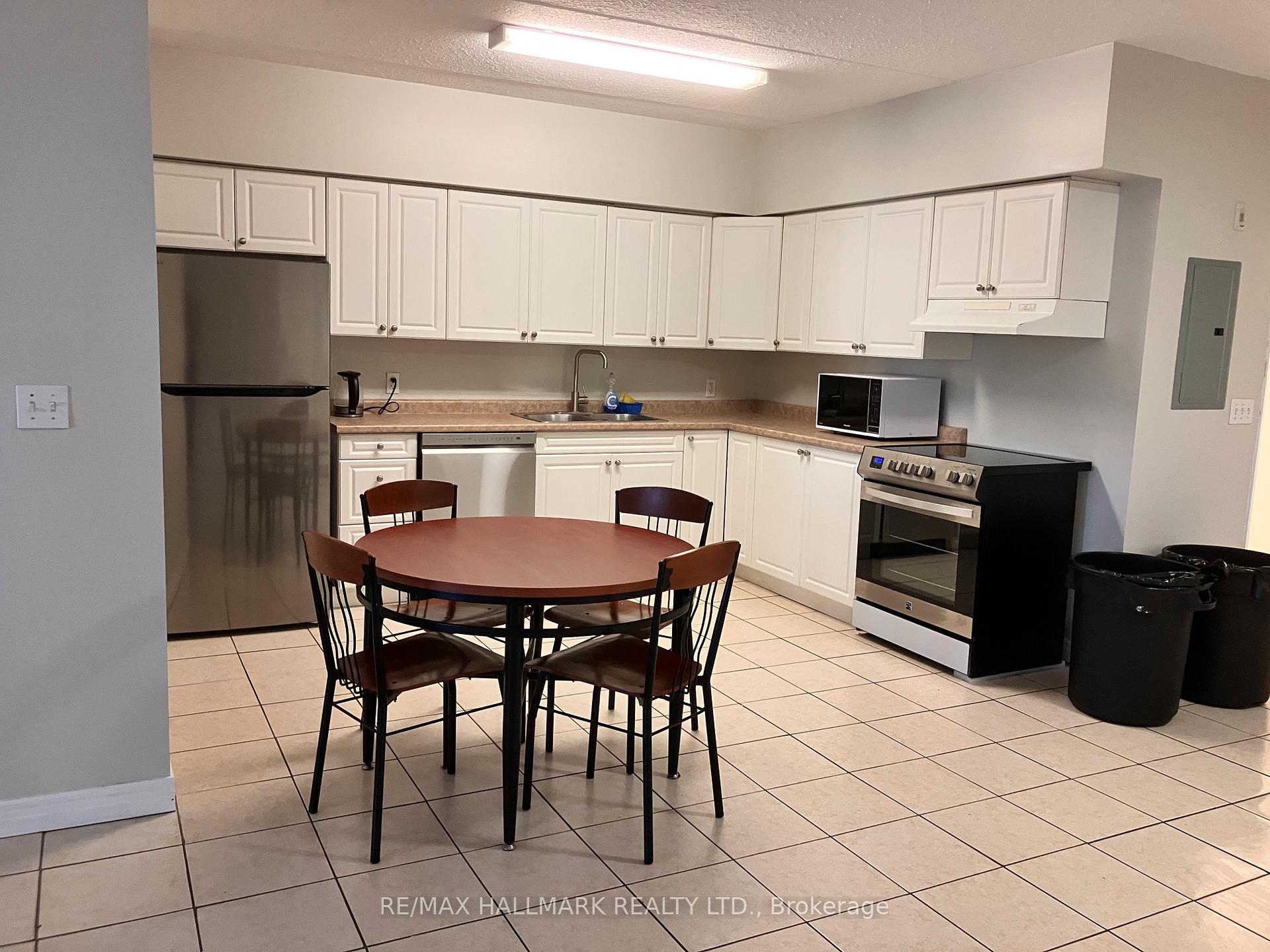 Photo 3 of Unit 301, 271 Lester Street, Waterloo, Downtown Waterloo — HOMEH