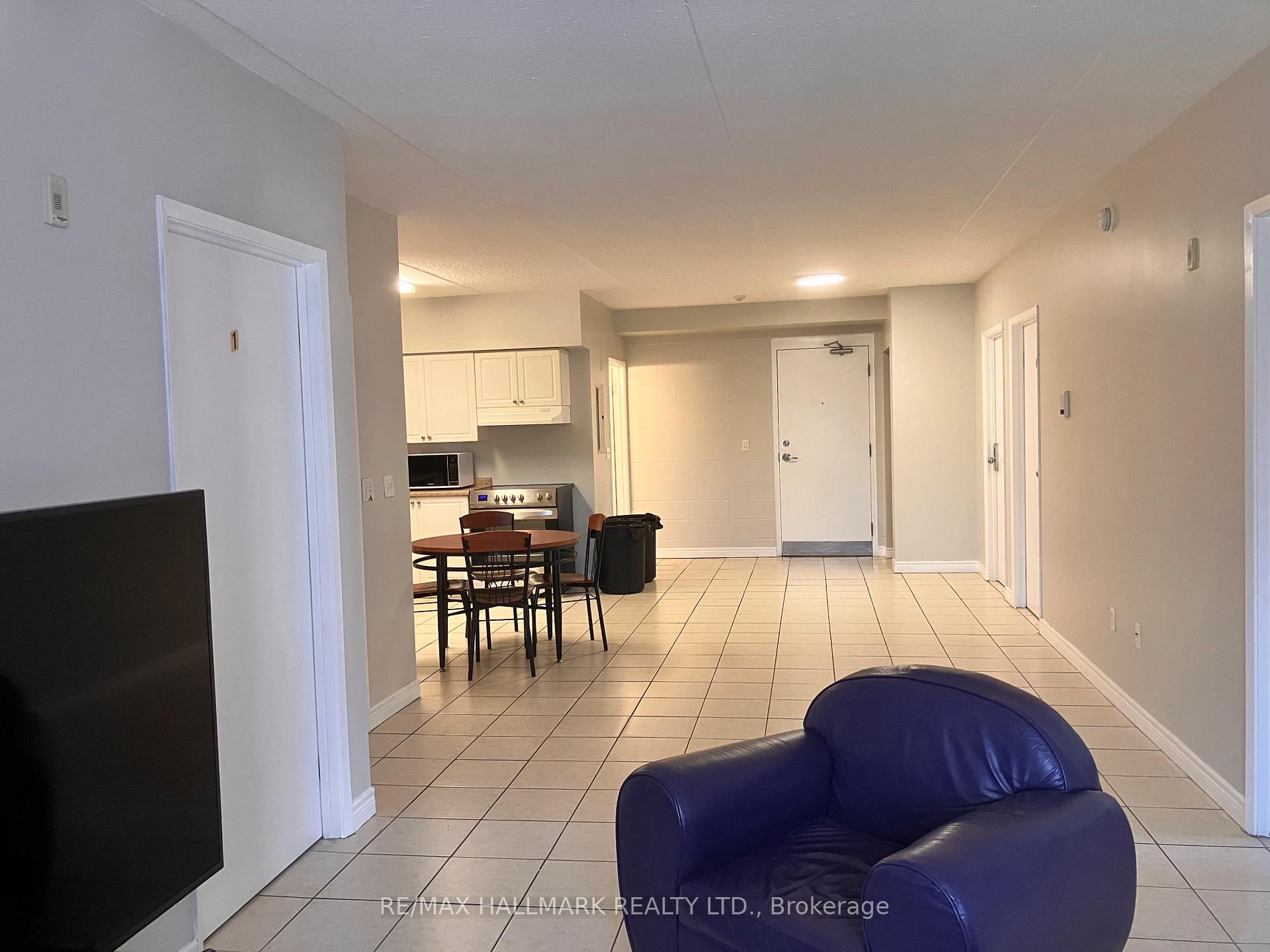 Photo 4 of Unit 301, 271 Lester Street, Waterloo, Downtown Waterloo — HOMEH