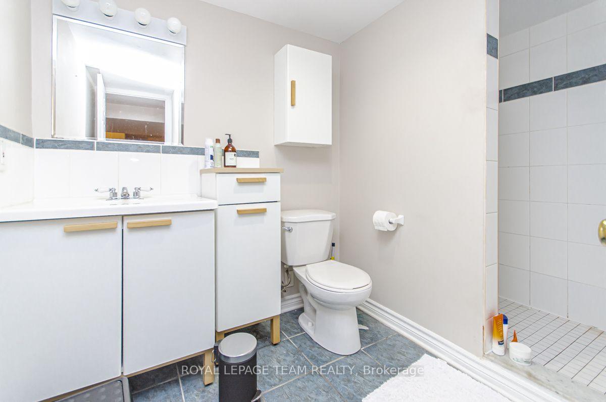 Photo 19 of 114 Withrow Avenue, Ottawa, Meadowlands/St. Claire Gardens — HOMEH