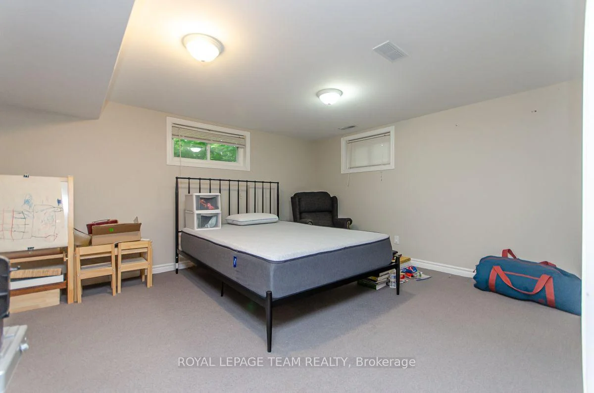 Photo 22 of 114 Withrow Avenue, Ottawa, Meadowlands/St. Claire Gardens — HOMEH