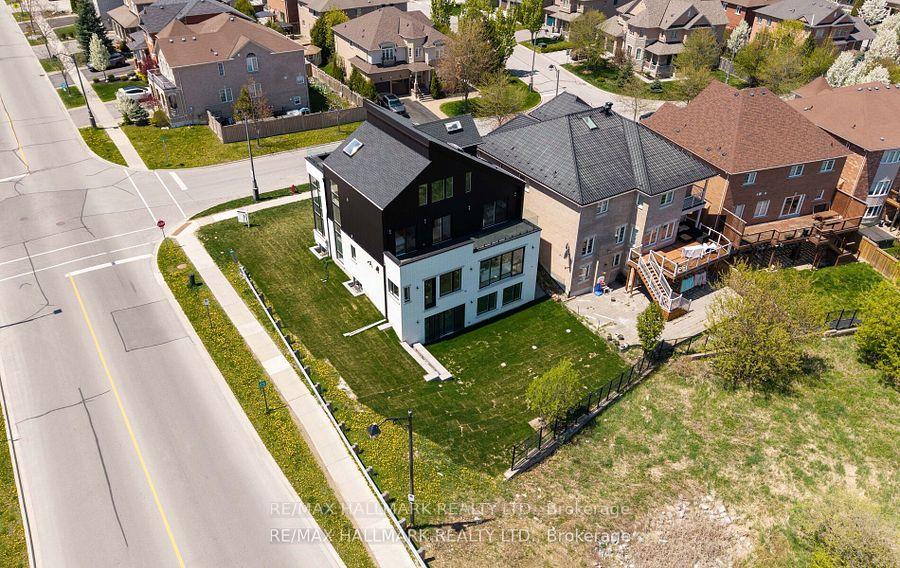 Photo 48 of 88 Cosford Street, Aurora, Bayview Northeast — HOMEH