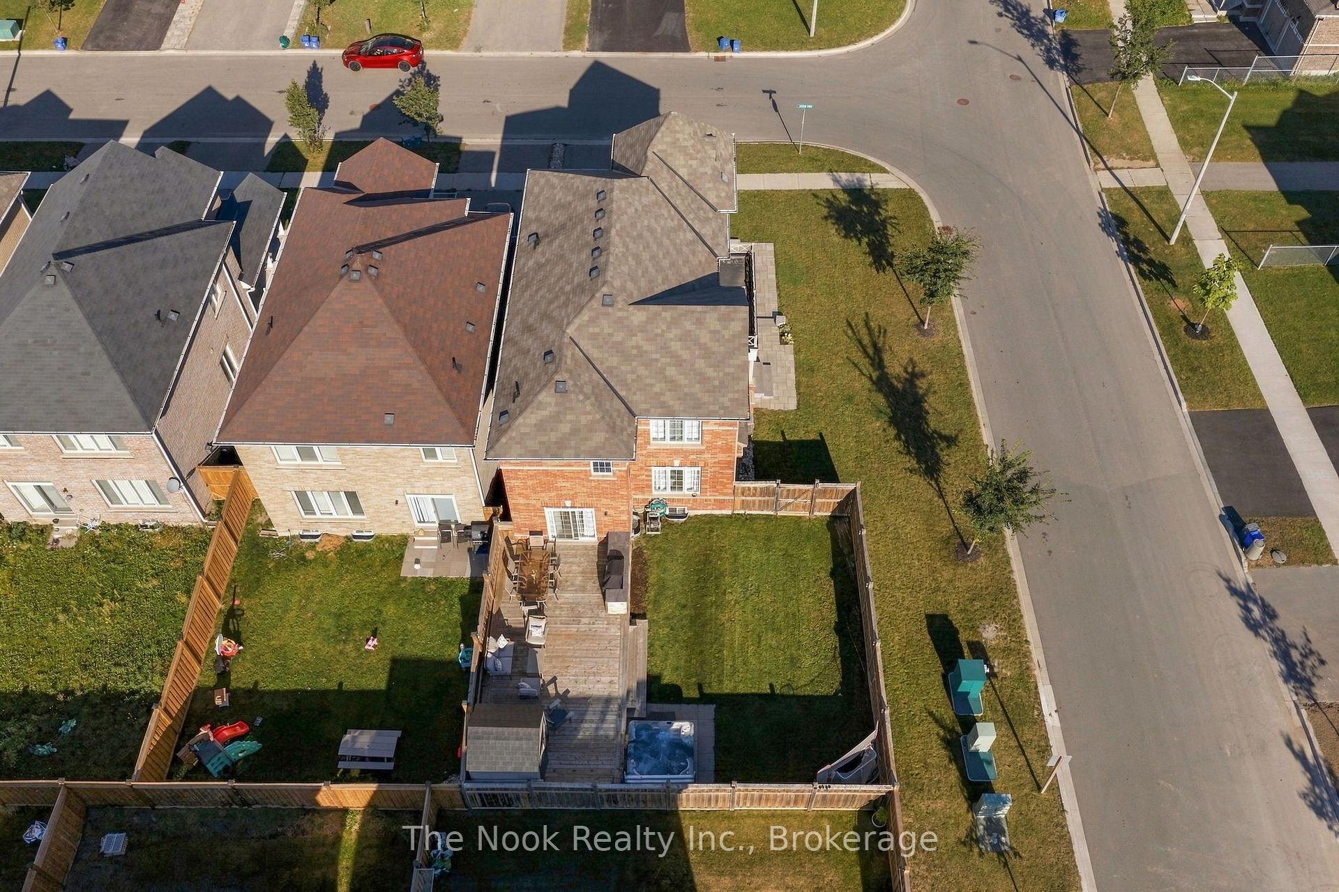 Photo 3 of 115 Noden Crescent, Clarington, Newcastle — HOMEH