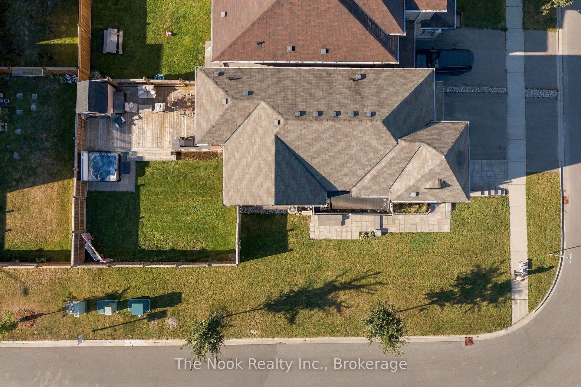 Photo 45 of 115 Noden Crescent, Clarington, Newcastle — HOMEH