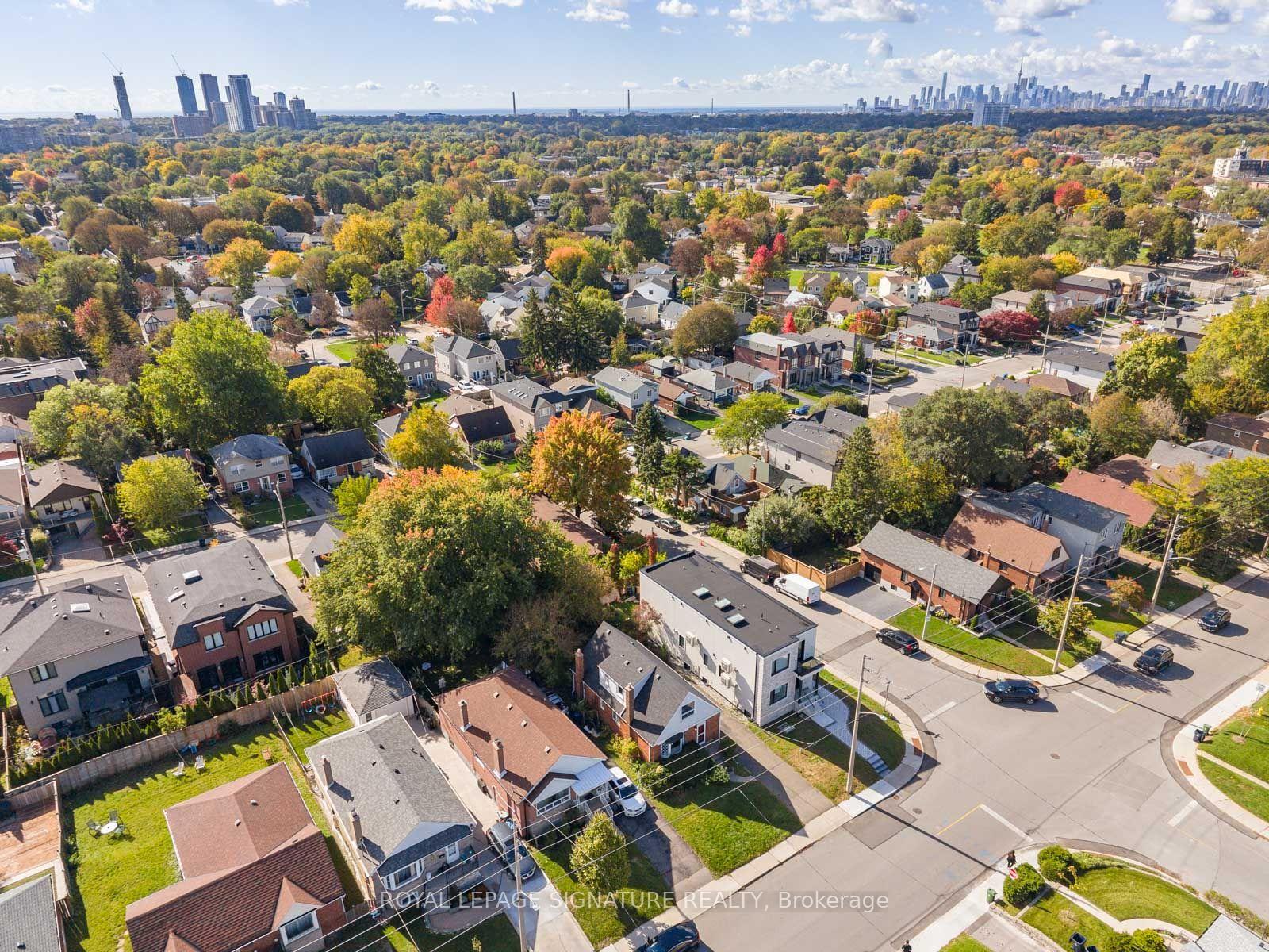Photo 24 of 57 Yardley Avenue, Toronto, O'Connor-Parkview — HOMEH