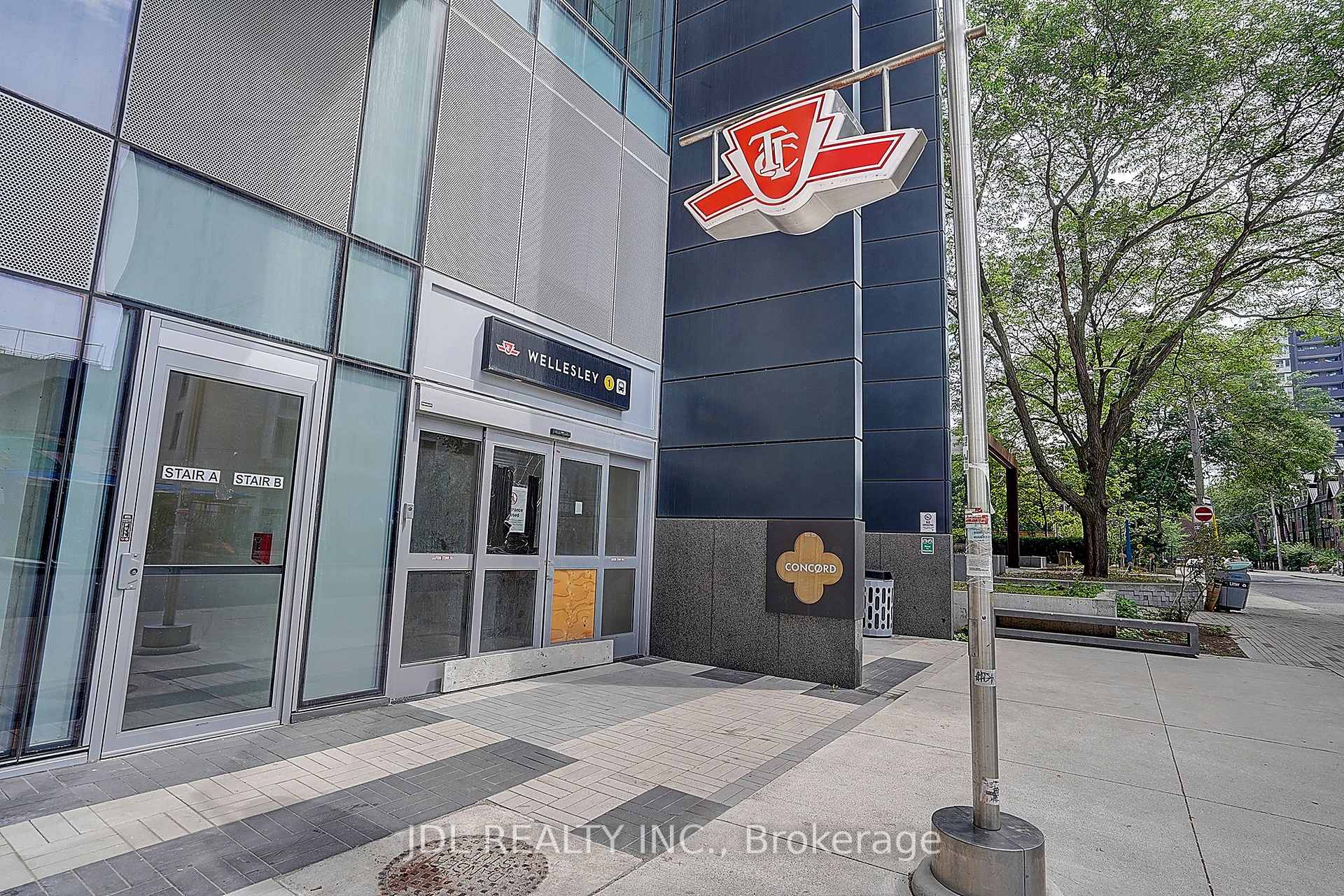 Photo 48 of Unit 1615, 1 Gloucester Street, Toronto, Church-Yonge Corridor — HOMEH