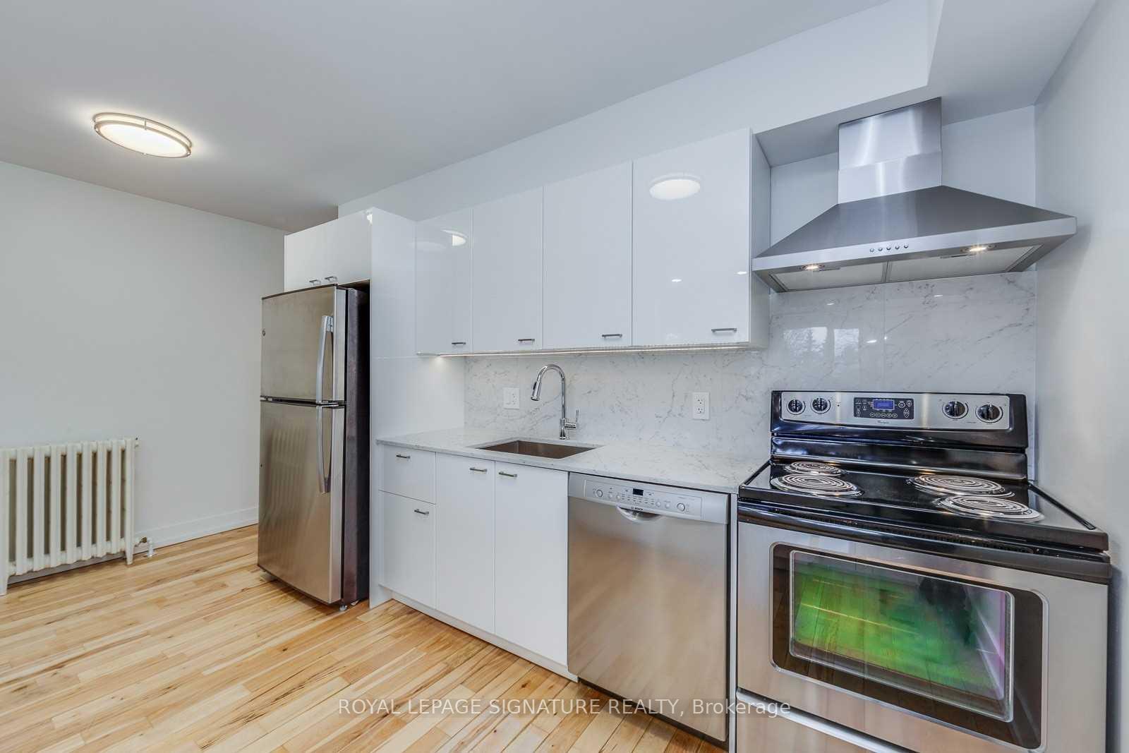 Photo 2 of Unit 6, 1089 Broadview Avenue, Toronto, Broadview North — HOMEH
