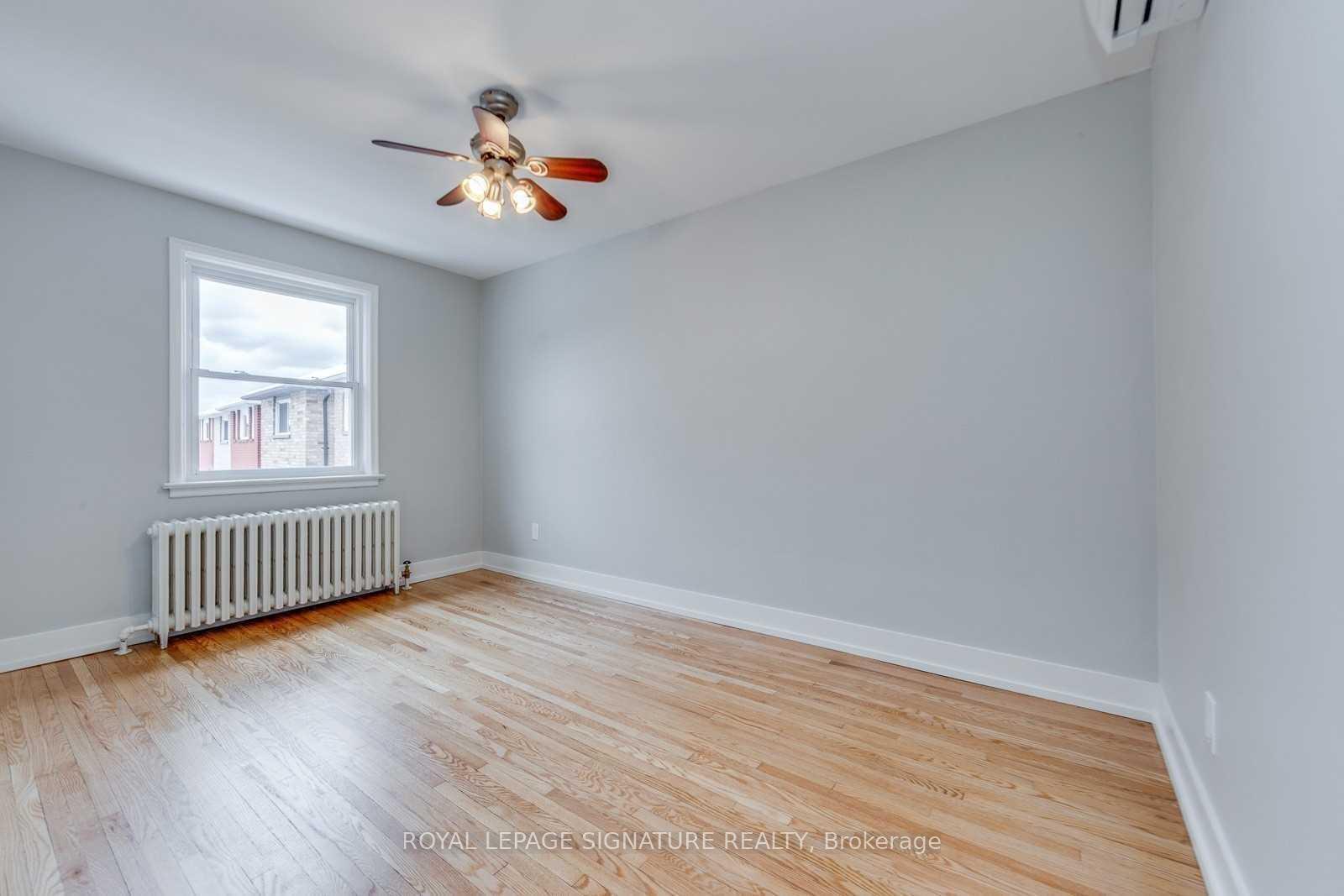 Photo 7 of Unit 6, 1089 Broadview Avenue, Toronto, Broadview North — HOMEH