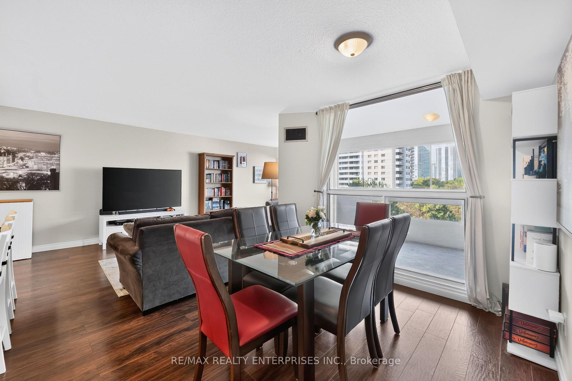 Photo 11 of Unit 610, 50 Elm Drive E, Mississauga, Mississauga Valleys — HOMEH