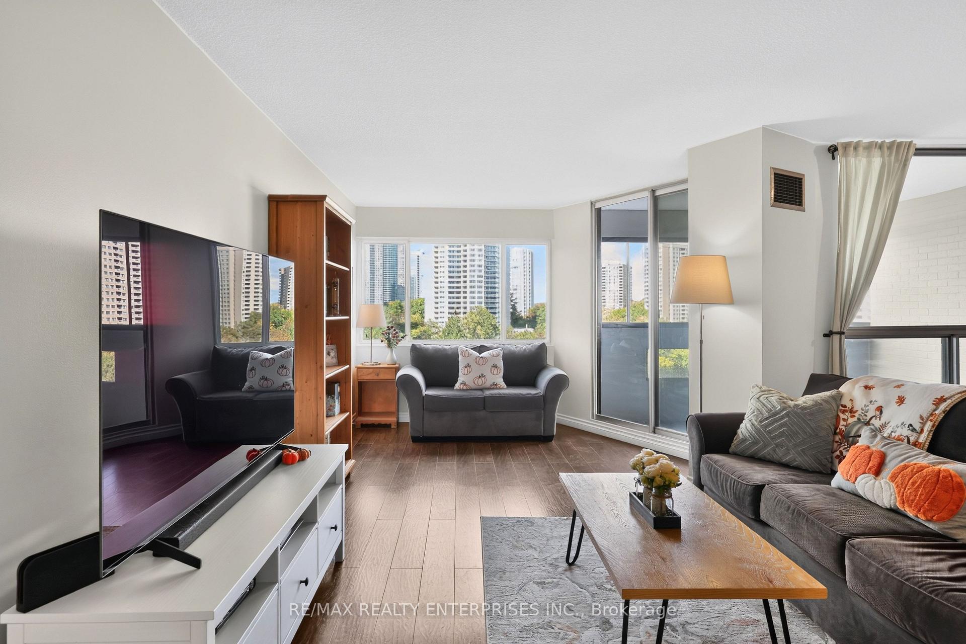 Photo 17 of Unit 610, 50 Elm Drive E, Mississauga, Mississauga Valleys — HOMEH