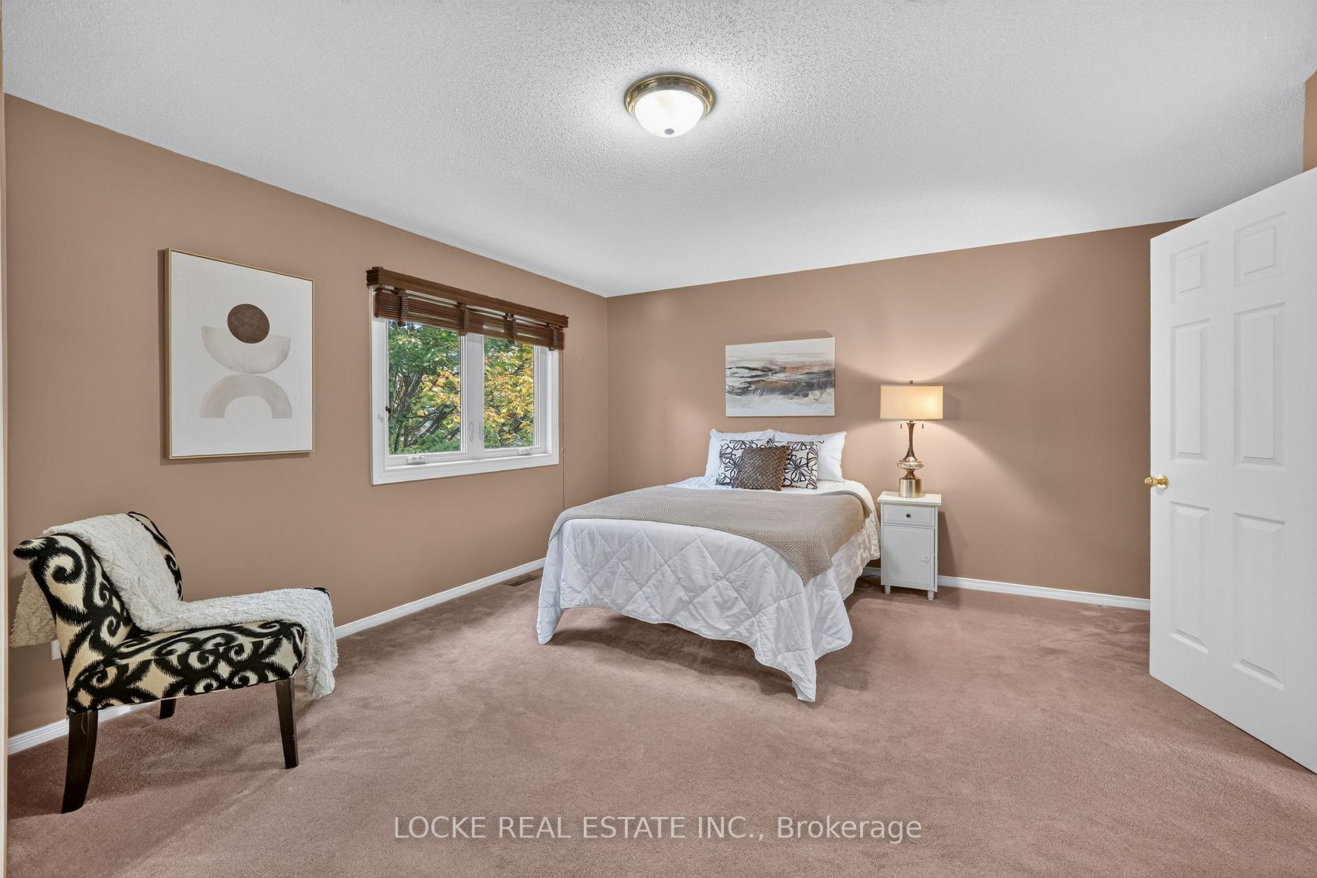 Photo 23 of 416 Lawler Crescent, Ottawa, Chatelaine Village — HOMEH