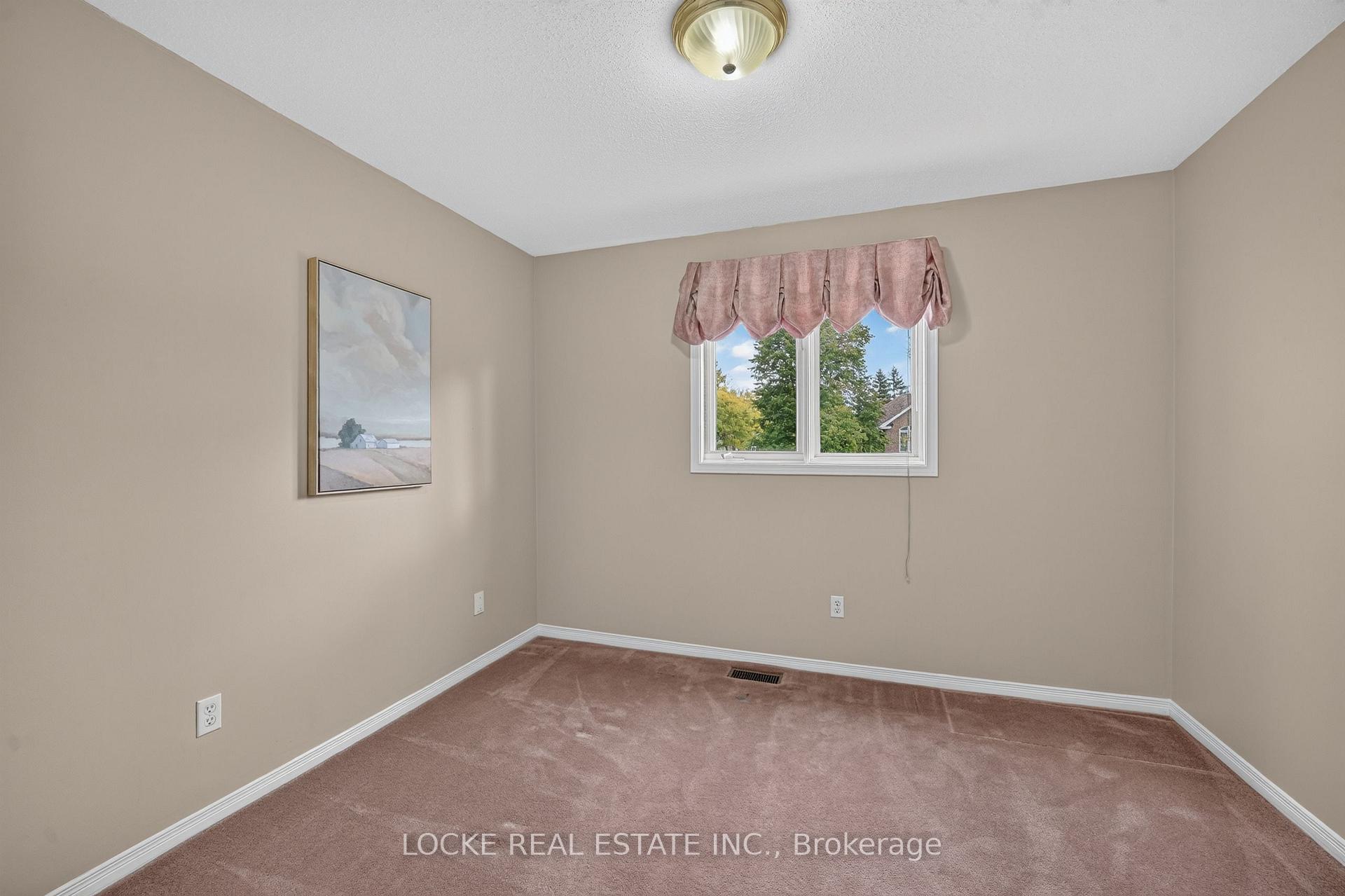 Photo 26 of 416 Lawler Crescent, Ottawa, Chatelaine Village — HOMEH