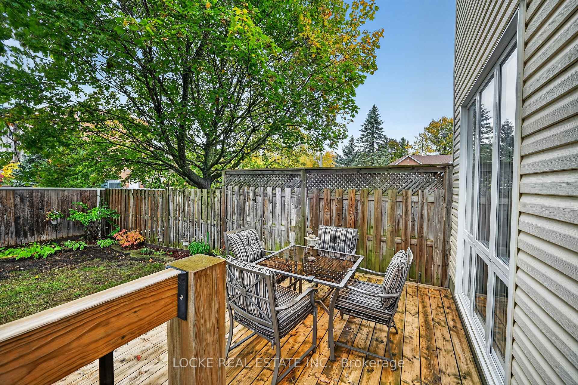 Photo 38 of 416 Lawler Crescent, Ottawa, Chatelaine Village — HOMEH