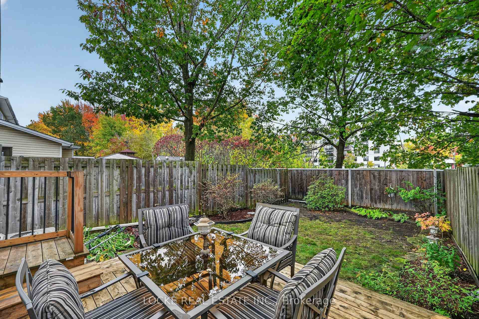 Photo 39 of 416 Lawler Crescent, Ottawa, Chatelaine Village — HOMEH