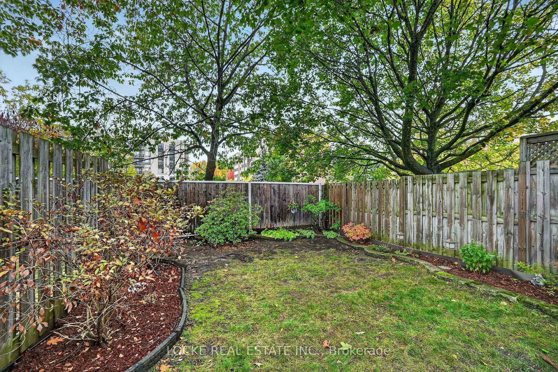 Photo 41 of 416 Lawler Crescent, Ottawa, Chatelaine Village — HOMEH