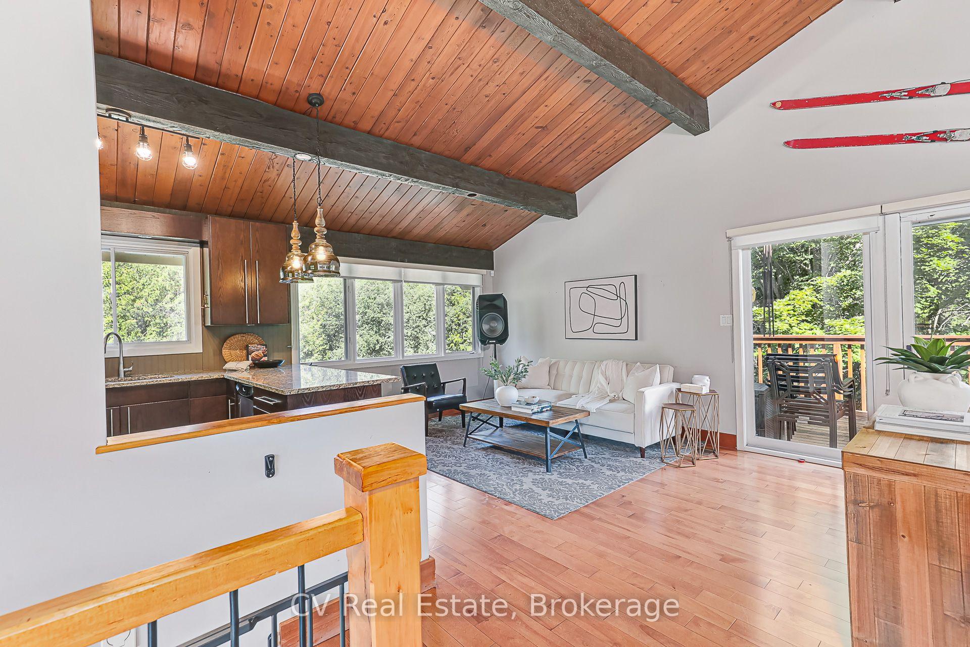 Photo 6 of 156 Chamonix Crescent, Blue Mountains — HOMEH