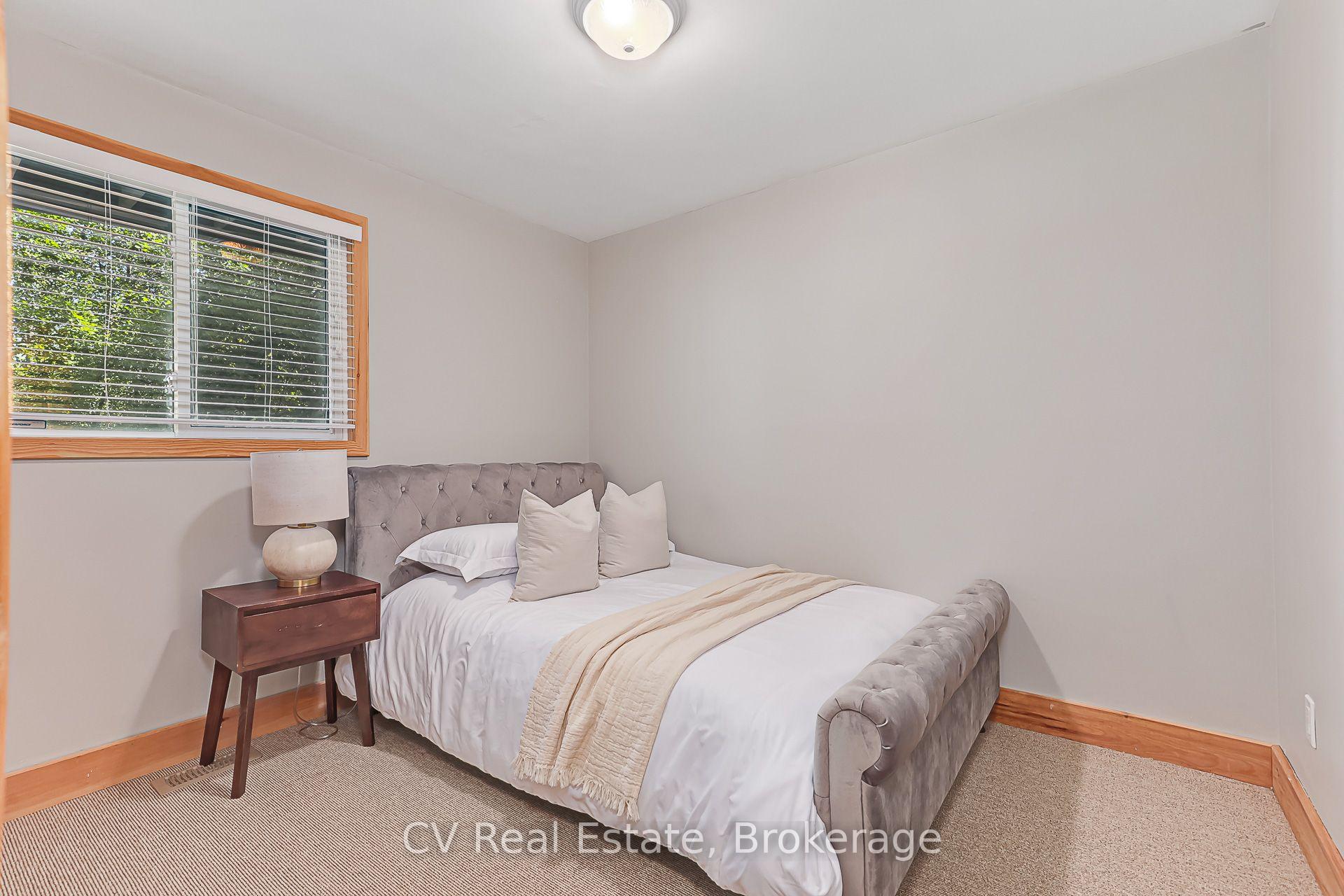 Photo 35 of 156 Chamonix Crescent, Blue Mountains — HOMEH