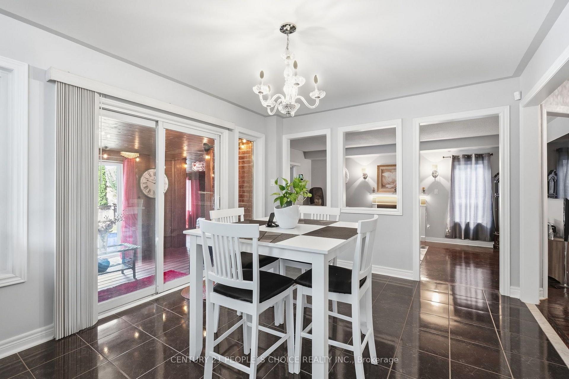 Photo 18 of 4 Imperial Crown Lane, Barrie, Innis-Shore — HOMEH