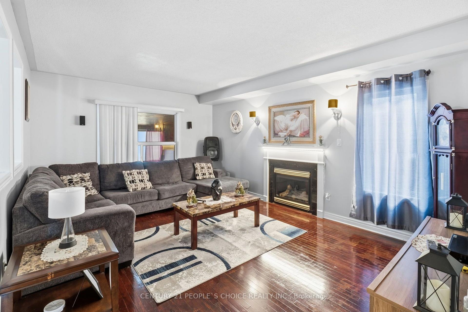 Photo 19 of 4 Imperial Crown Lane, Barrie, Innis-Shore — HOMEH