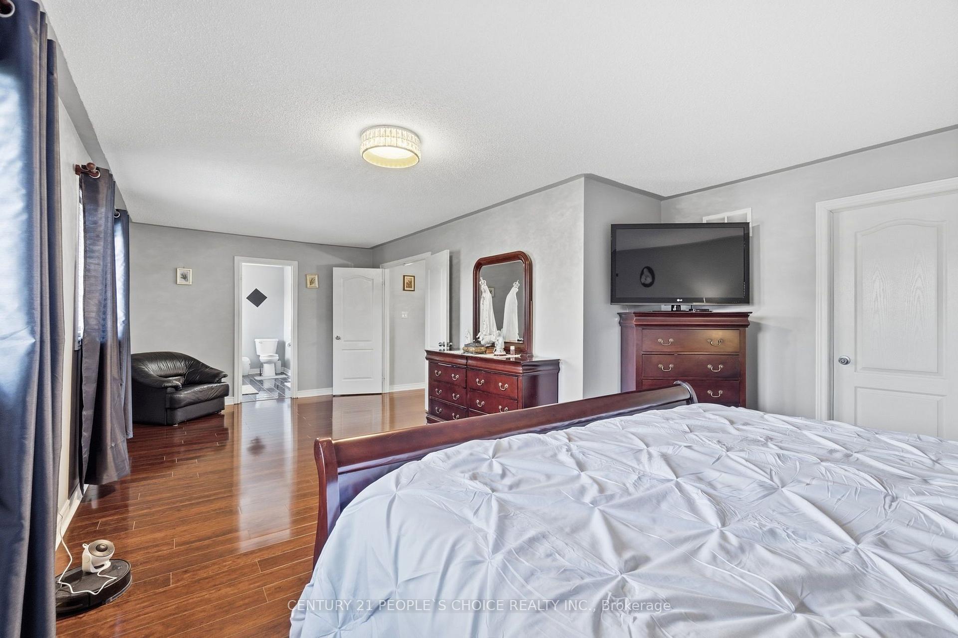 Photo 29 of 4 Imperial Crown Lane, Barrie, Innis-Shore — HOMEH
