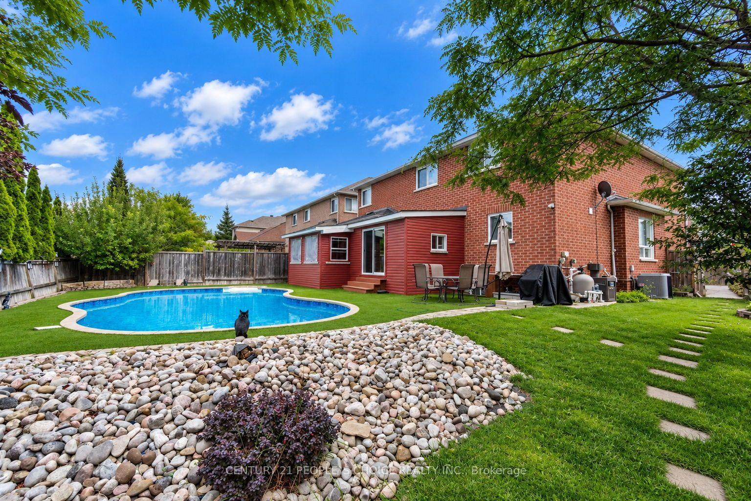 Photo 46 of 4 Imperial Crown Lane, Barrie, Innis-Shore — HOMEH