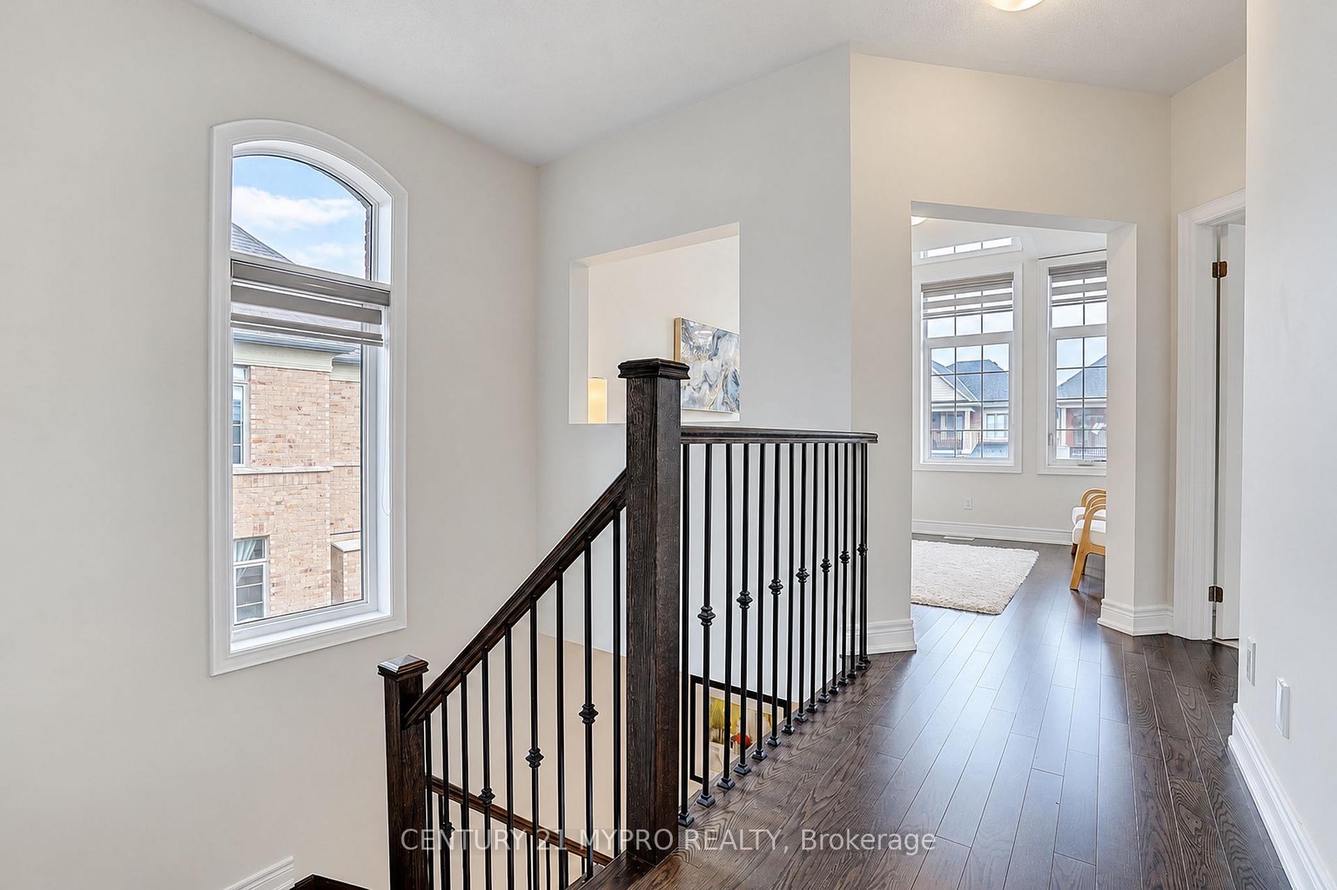 Photo 22 of 36 Hayeraft Street, Whitby, Rural Whitby — HOMEH