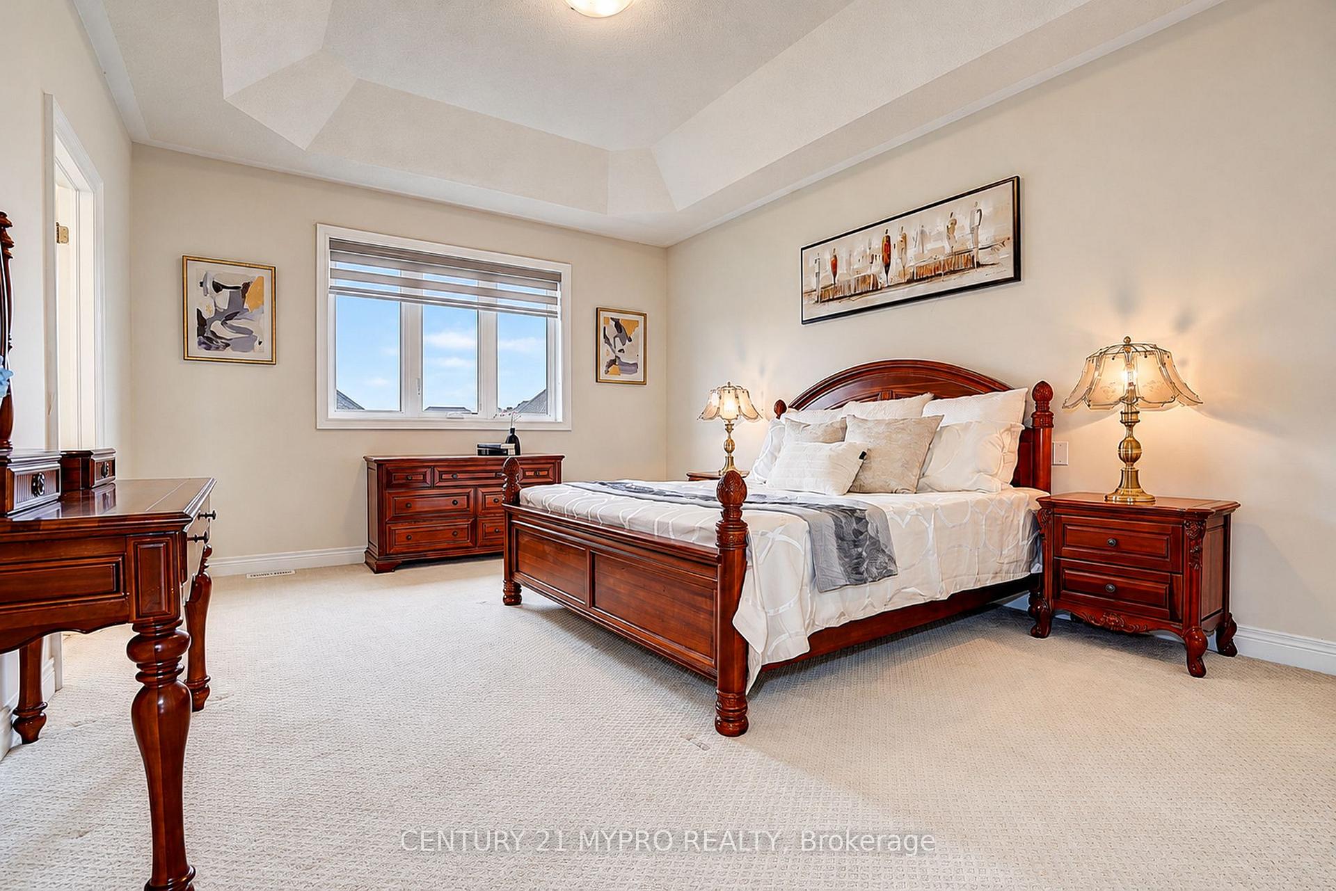 Photo 26 of 36 Hayeraft Street, Whitby, Rural Whitby — HOMEH