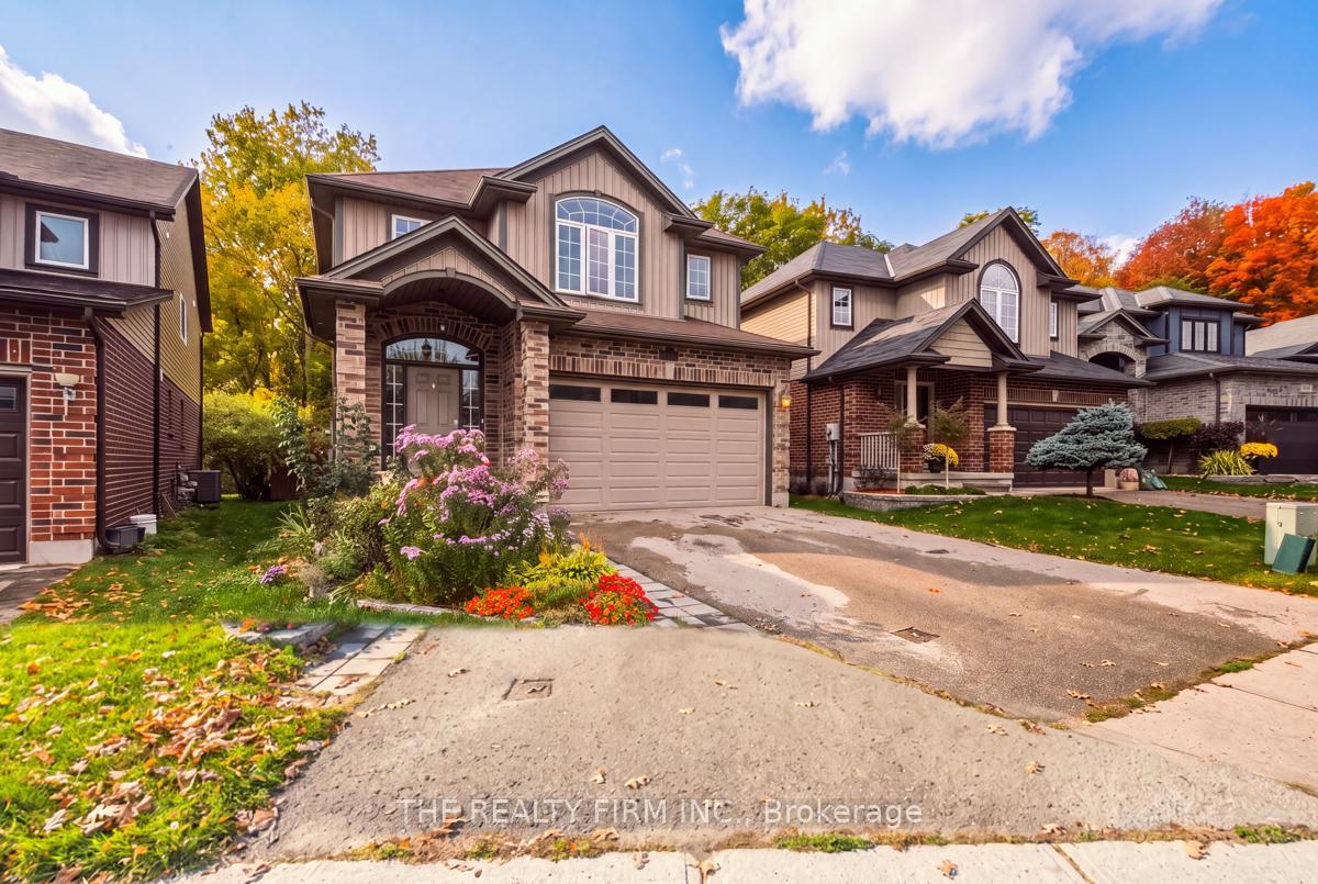 Photo 3 of 2027 Springridge Drive, London, North C — HOMEH